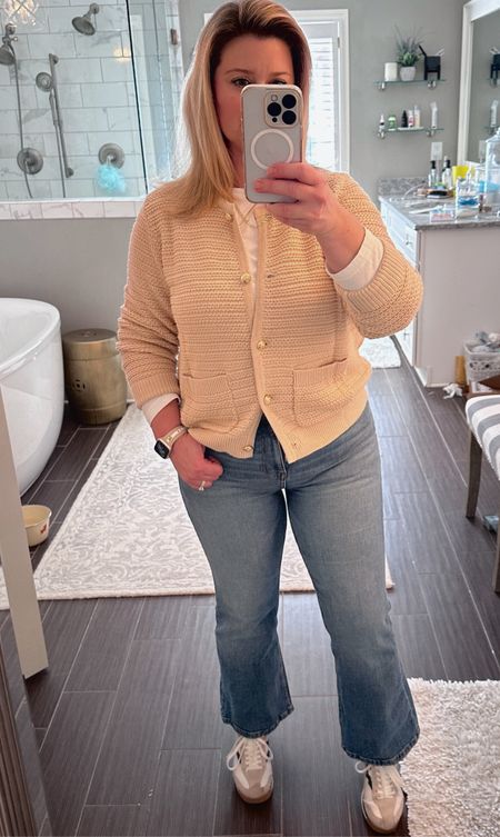 Sweater size medium. Could have done a small / pants size 28 petite - I linked reg as well // sneakers size 6
#sweateroutfit #jeansoutfit #Springoutfit #sneakers #jeans #petite

#LTKfindsunder50
