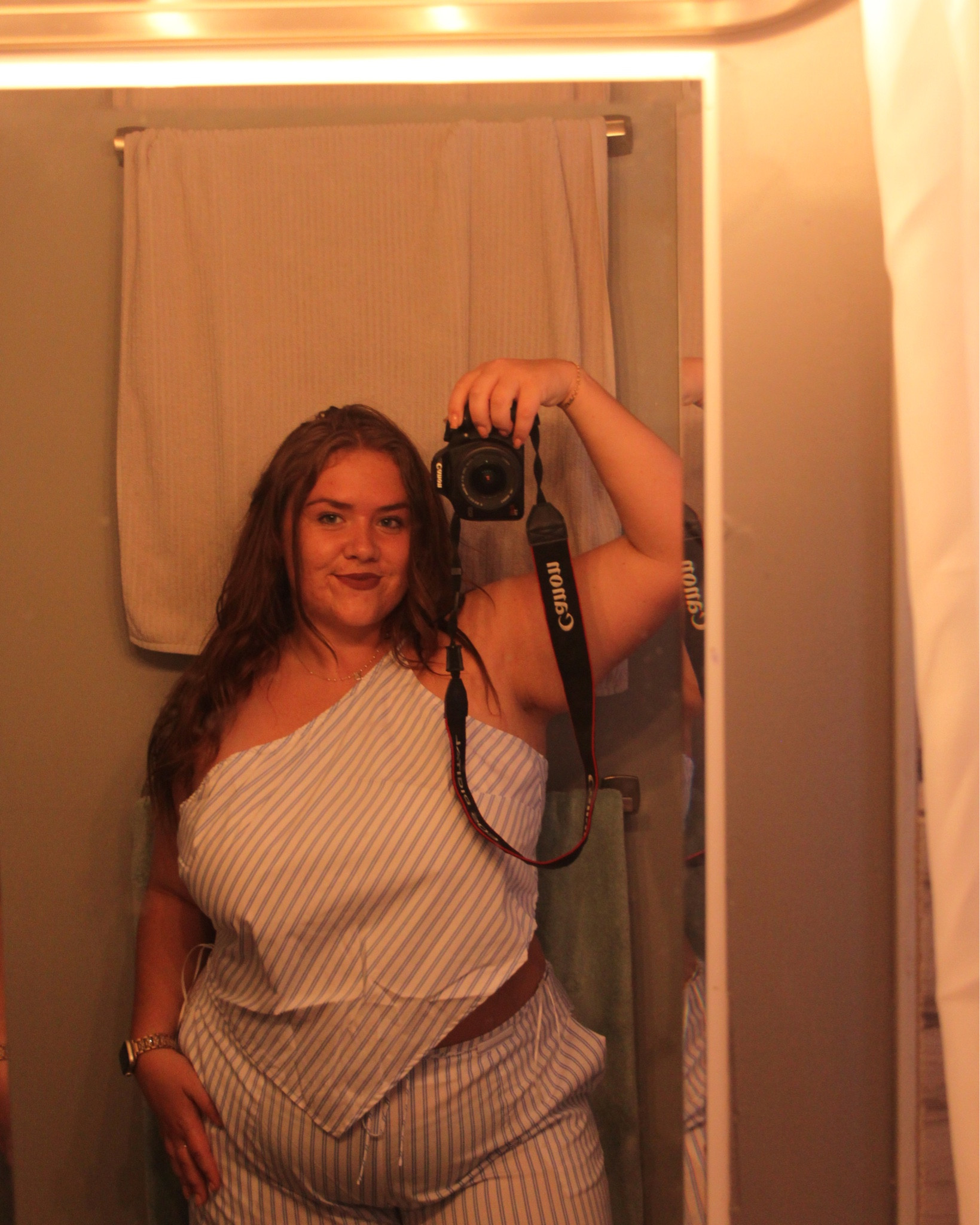 This is super light weight, perfect for a hot day and it has pockets😍😍 I got the top in a 14 and pants in a 16! Use code: MACAYLA for 20% off

#LTKBeauty #LTKMidsize #LTKStyleTip