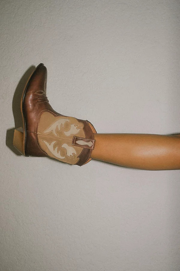 UO Lynn Mixed Cowboy Boot | Urban Outfitters (US and RoW)