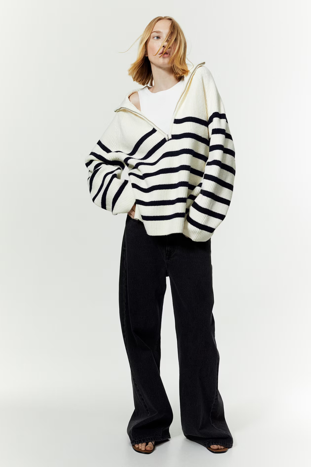 Gerippter Pullover mit Zipper - Cremefarben/Gestreift - Ladies | H&M AT | H&M (DE, AT, CH, NL, FI)