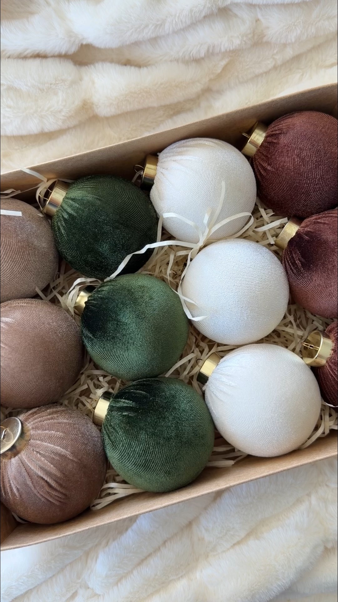 Christmas tree decorations. Velvet Christmas tree ornament set from Amazon. 

#LTKSeasonal #LTKHoliday #LTKHome