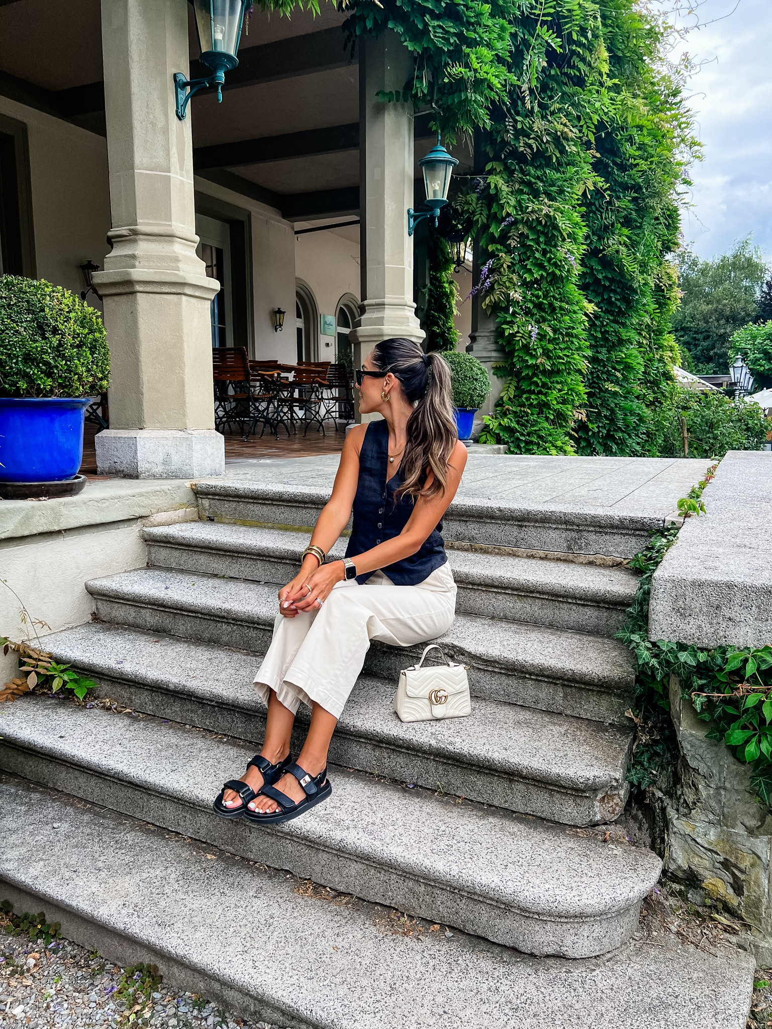 Top is XS
Bottoms are XS and super stretchy with no belt holes fyi 

#LTKStyleTip #LTKFindsUnder100