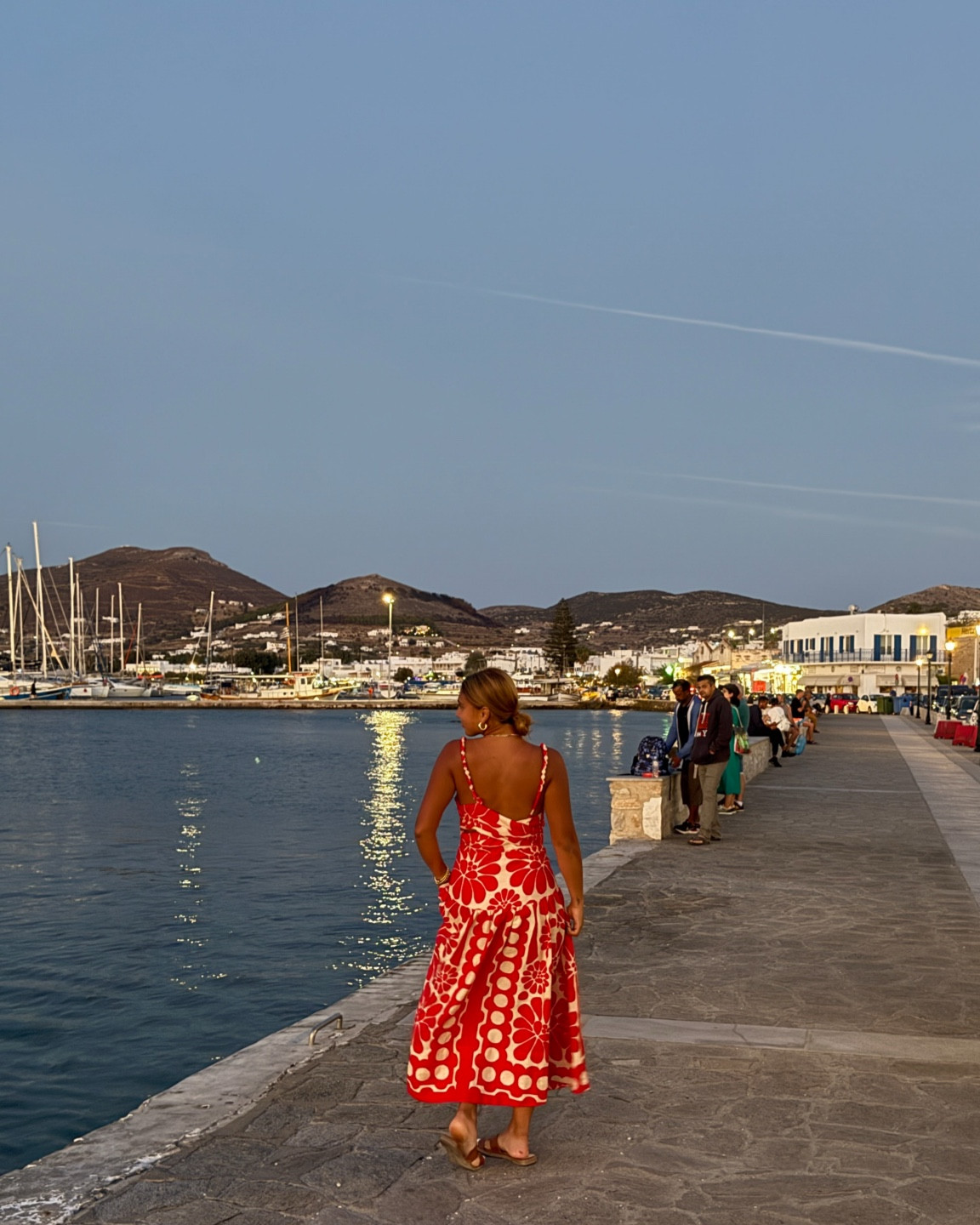 the perfect drop waist farm rio sundress! — sold out but found a great dupe ❤️

great for sunset pics at the beach, wedding guest dress, brunch, date night, etc 

#LTKStyleTip #LTKSeasonal #LTKWedding