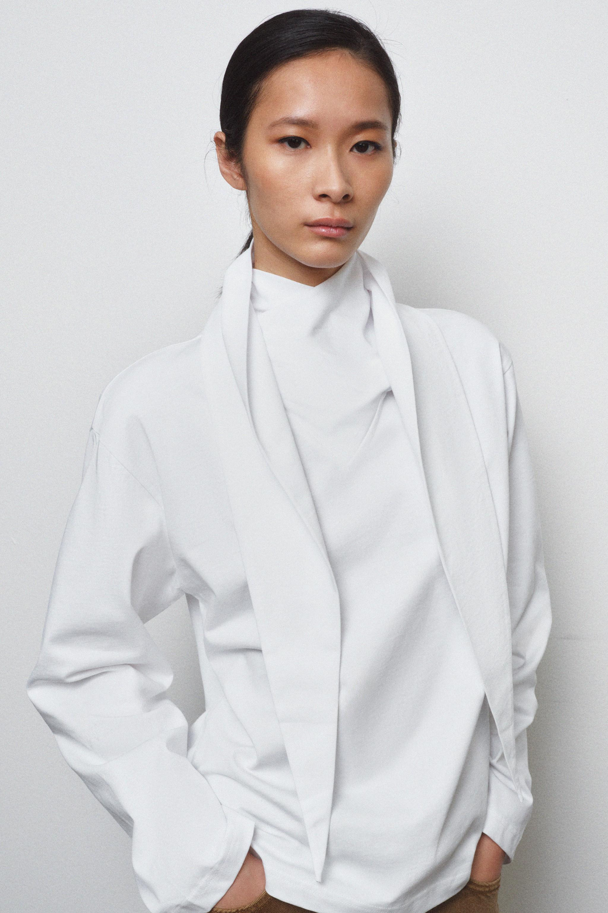 HEAVY COTTON T-SHIRT WITH TIES | Zara US