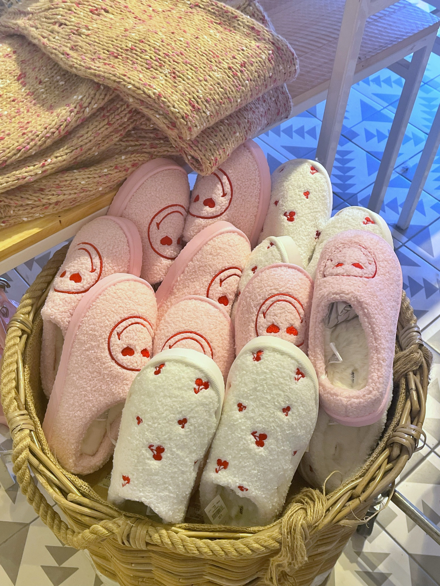 LTKstyletip / ltkfindsunder100 / ltkfindsunder50 / LTKsalealert / aerie / American eagle / slippers / pink slippers / white slippers / Valentine’s Day slippers / Valentine’s Day decor / Valentine’s Day / Valentine’s Day finds / galentine day / galentines day gift / gift for her / gifts for her / Valentine’s Day gift / Valentine’s Day gift / Valentine’s Day gifts 

#LTKGiftGuide #LTKSeasonal #LTKShoeCrush