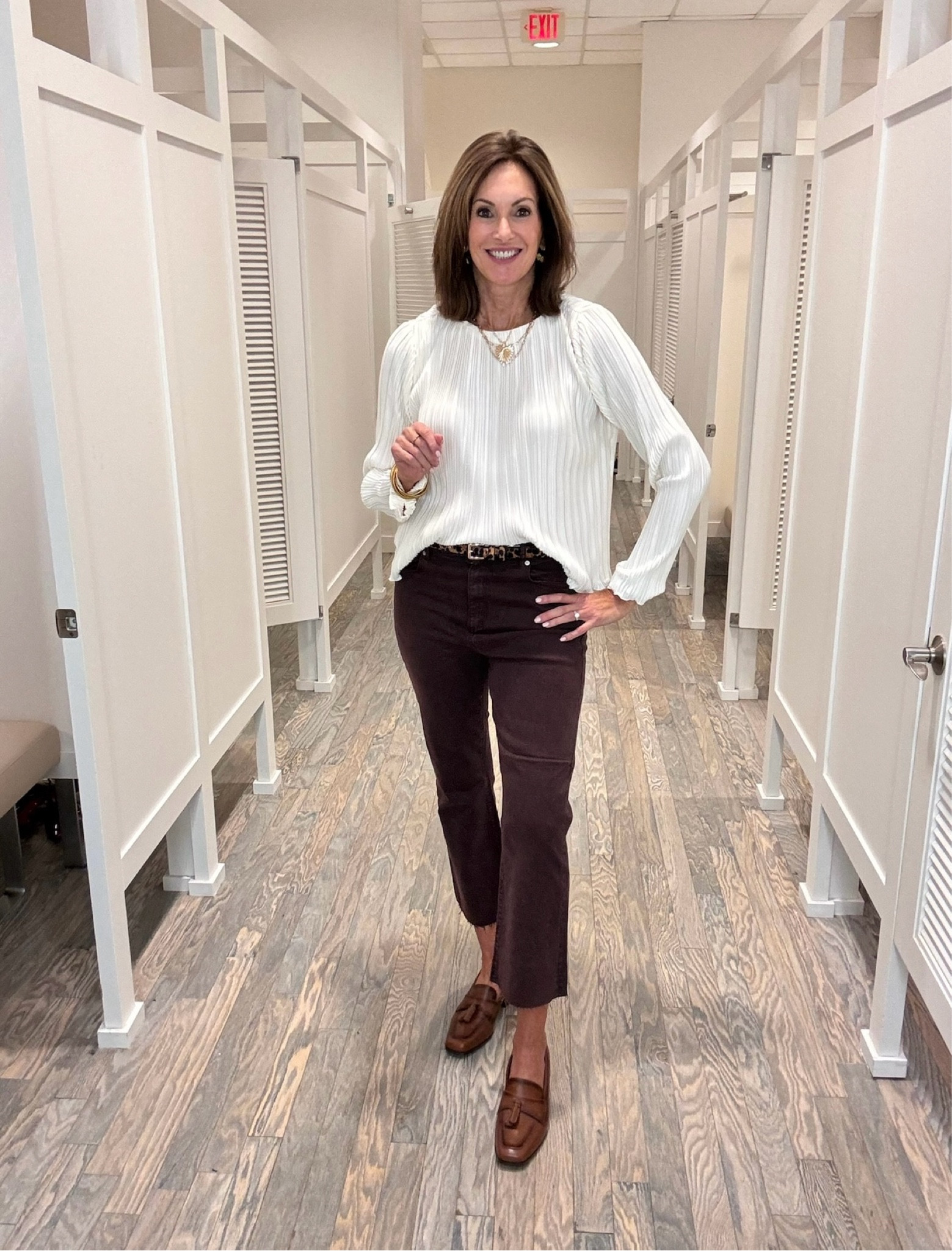 Casual fall outfit inspo!🤎

Style tips- Outfit inspo- Casual outfit- Mom fashion- Workwear- Loafers- Casual jewelry- Accessories- Fall fashion 

#LTKShoeCrush #LTKStyleTip #LTKSeasonal