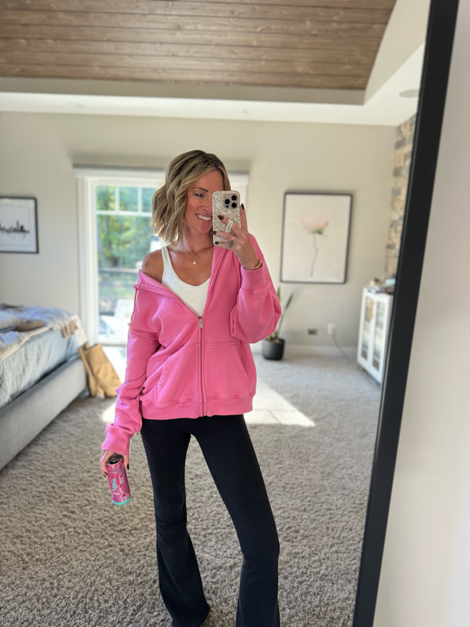 Oversized zip up hoodie is so comfy!