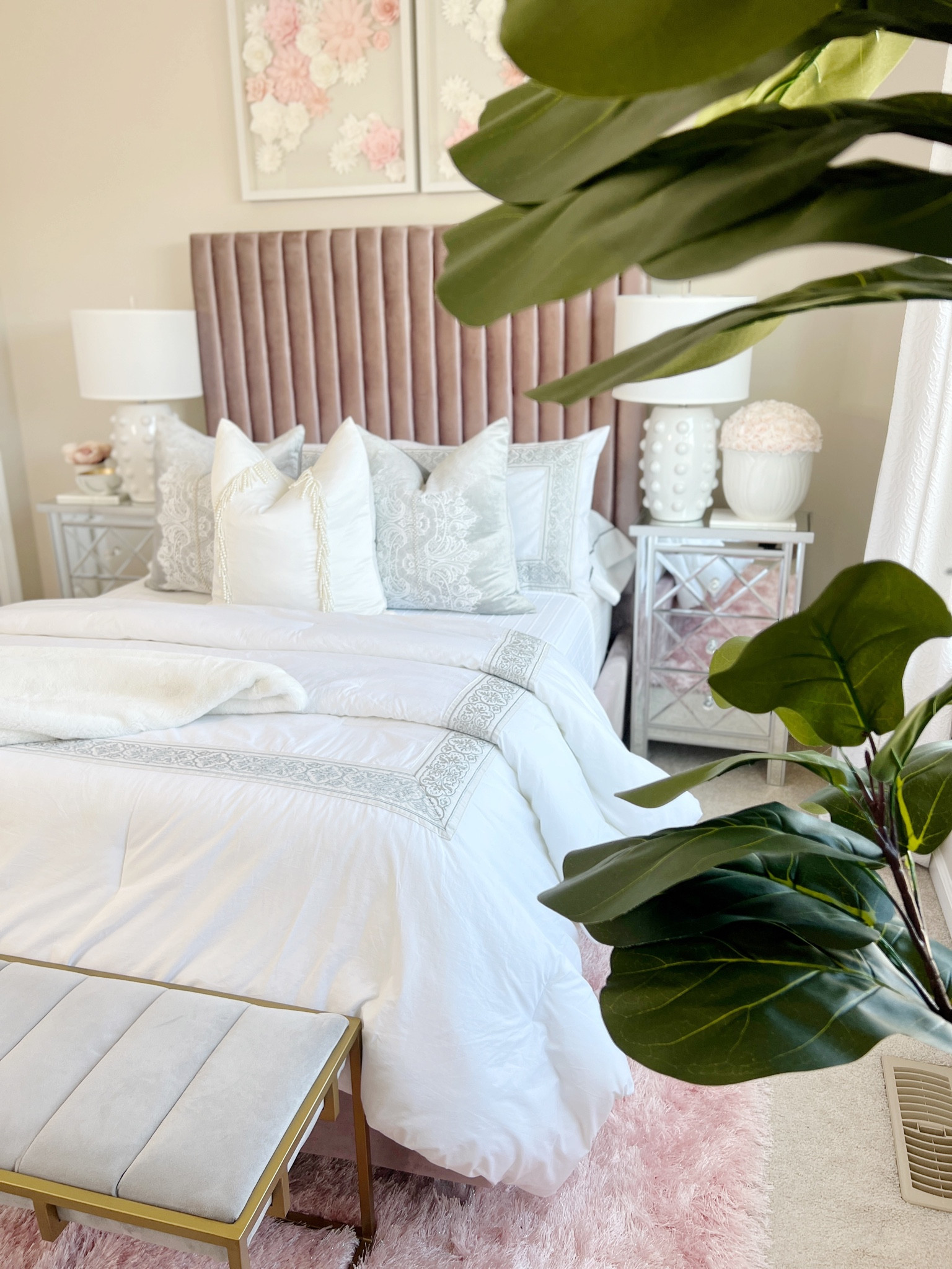 Bedroom for her 💗

Pink headboard 
Girls room
Girls bedroom ideas 
Modern bed
Modern bedroom 
Timeless bedroom 
Valentines decor 
Pink bedroom 
Pink rug 
Pink flowers 
Mirrored Nightstands 
Ceramic lamps 
Velvet headboard 
Velvet Bench 

#LTKFind #LTKSeasonal #LTKhome