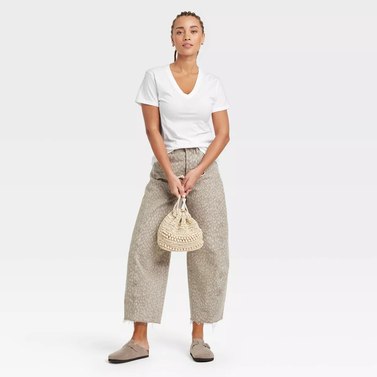 Women's Short Sleeve V-Neck T-Shirt - Universal Thread™ | Target