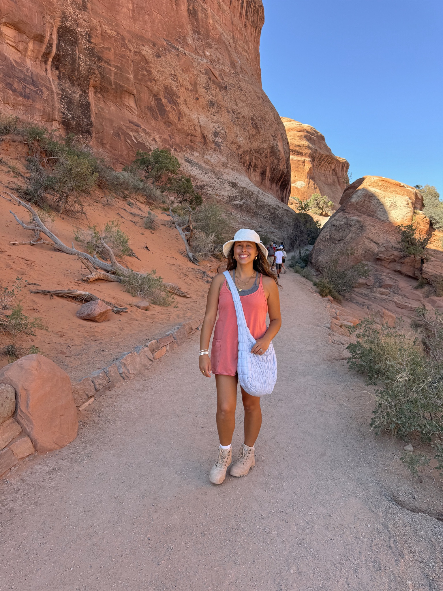 moab outfit 🏜️

#LTKTravel #LTKActive #LTKFitness