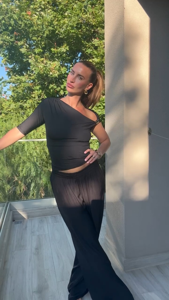 The ultimate summer statement — effortless, elegant, and barefoot by choice 🖤 Tap to shop this dreamy co-ord. #LTKfashion #ResortReady #ChicAndSimple

#LTKeurope #LTKsummer #LTKtravel