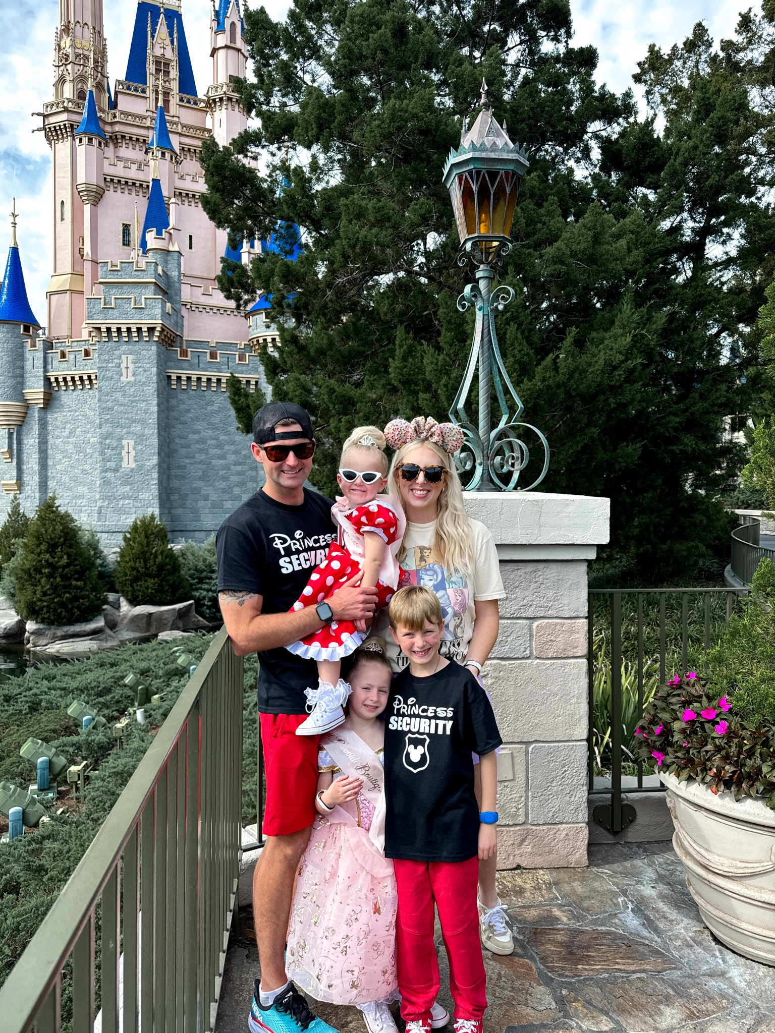 Disney outfit, Disney World outfit, Walt Disney World Outfit, family Disney outfits, vacation outfit, family outfits 

#LTKtravel #LTKkids #LTKfamily