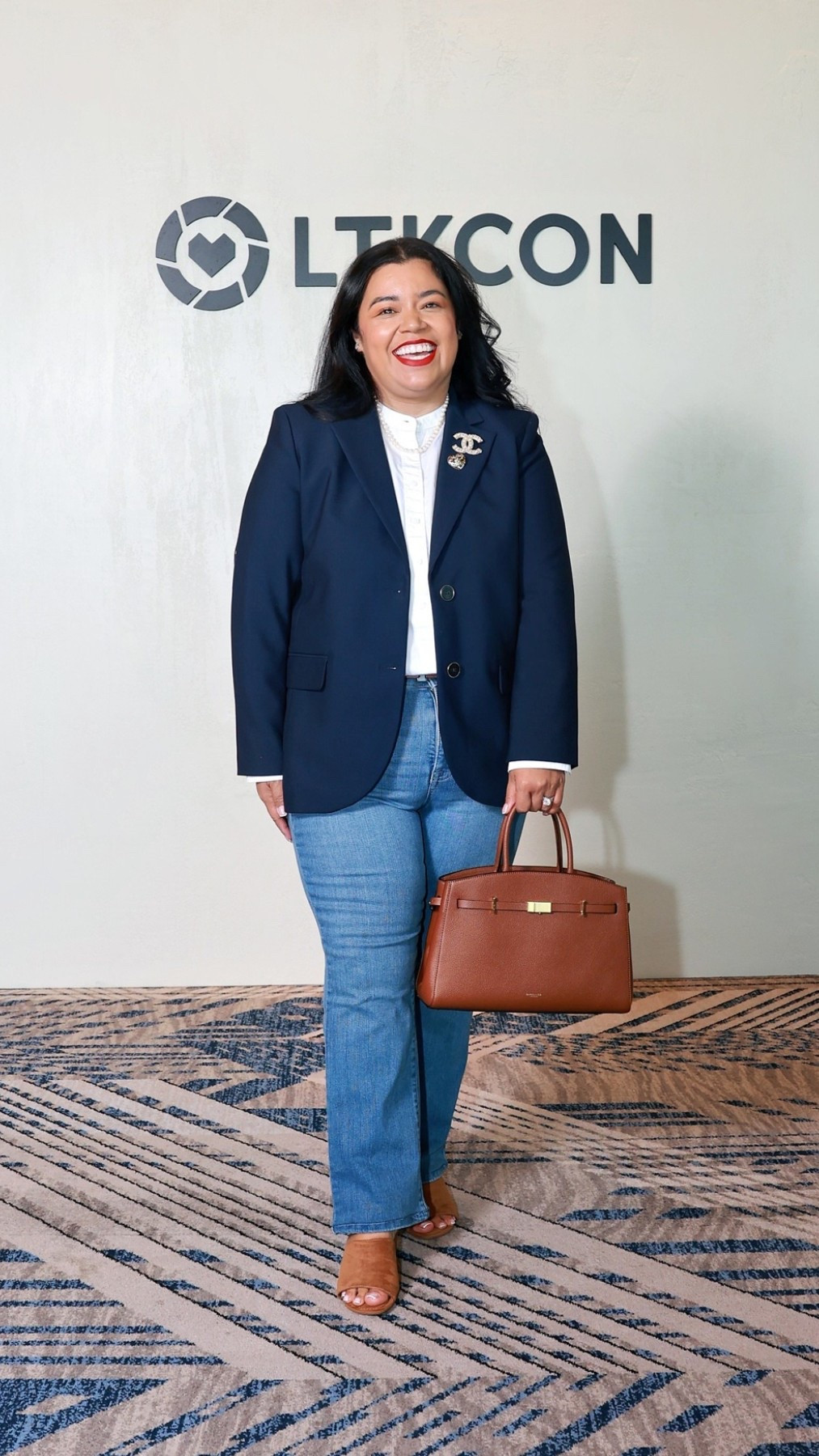 These @Torrid bombshell jeans look sooo good! They come in extra short, short regular, tall, and extra tall. I’m wearing the 12 short

Midsize, Petite fashion, Mid size fashion, Smiles and Pearls

#LTKCon #LTKPetite #LTKOver40