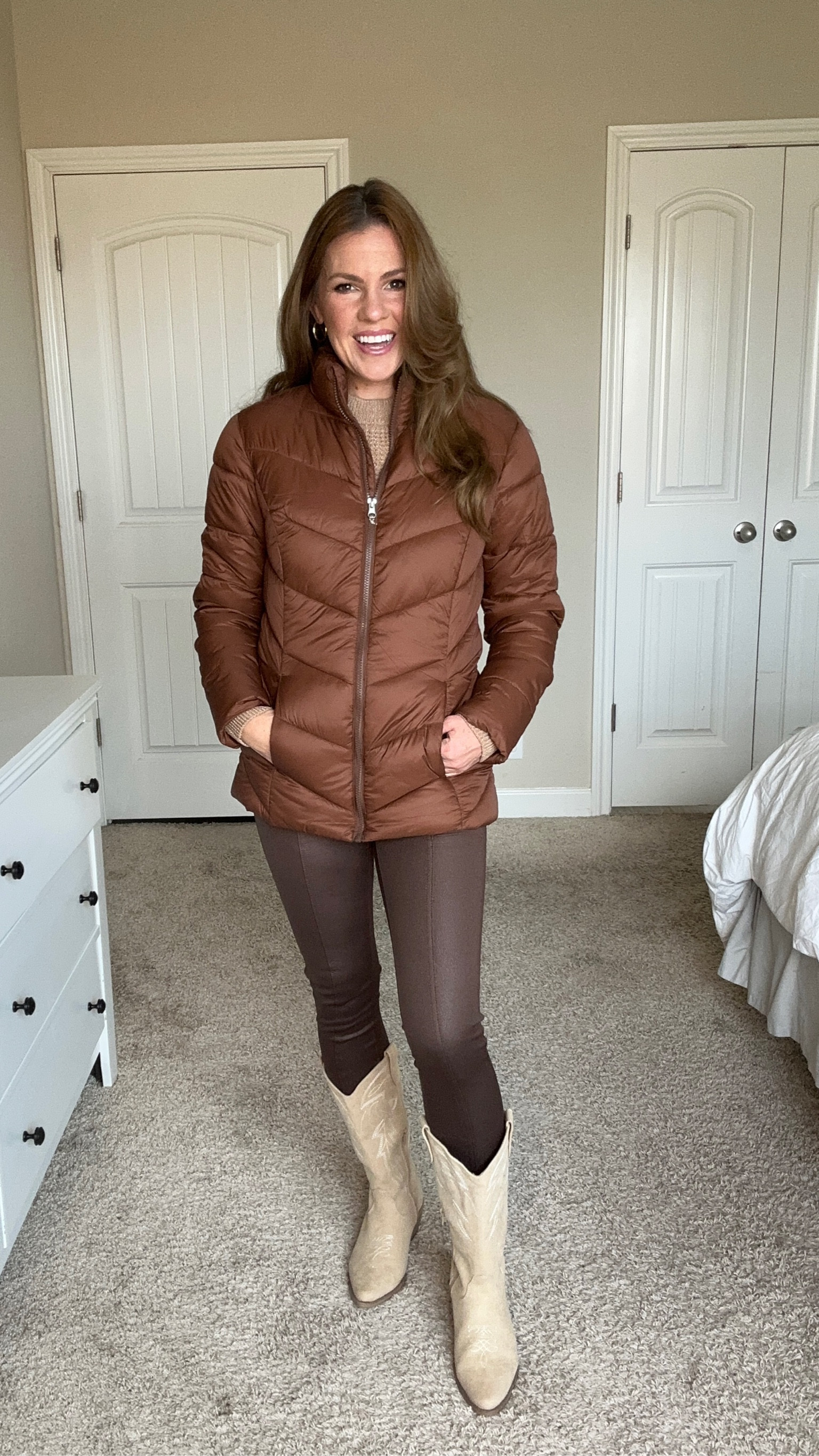 Loving this fall outfit, especially this affordable puffer for fall! Wearing xs

Jacket
Fall looks
Boots

#LTKfindsunder50 #LTKU #LTKSeasonal