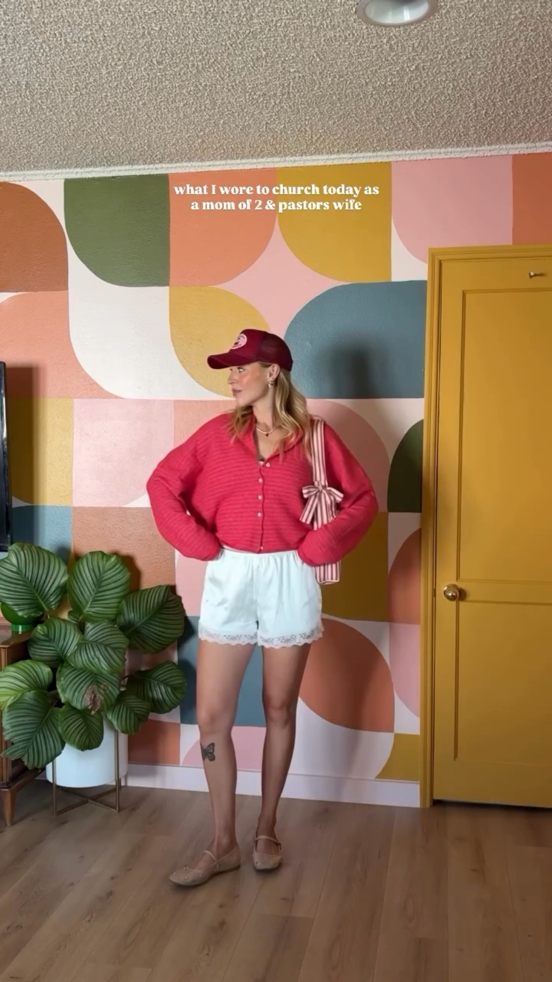 The best Sunday morning + a cutie transition to fall fit 🤭💖 linked it all in my LTK!! 🫶🏻
#maximaliststyle #colorfulhome #maximalisthome #dopaminedressing #sundaychurch #churchoutfit #sundayservice #targetshopping #summertofall #momstyles #momoutfits #summerstyleinspo #cardiganweather #sundayoutfit