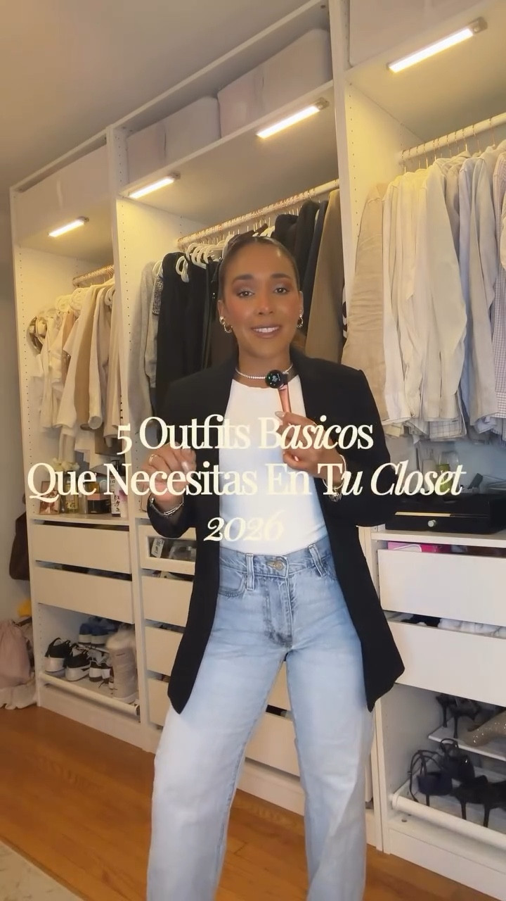 5 Basic Outfits Que Necesitas En Tu Closet 2026:
Comenta que otros estilos te gustaria ver ?

1-El Clásico Estructurado
2- Cloud Dancer
3-Rockero-Femenino
4-Acento Rojo de Poder
5-Elegancia Nostálgica (Blusas Romanticas)

#basicoutfits #fashionwomen #bloggerstyle #trendy #moda2026