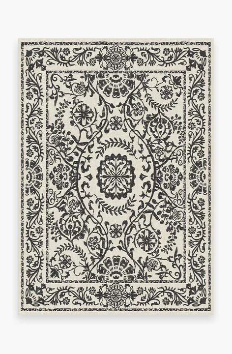 Delphina Black & White Rug | Ruggable