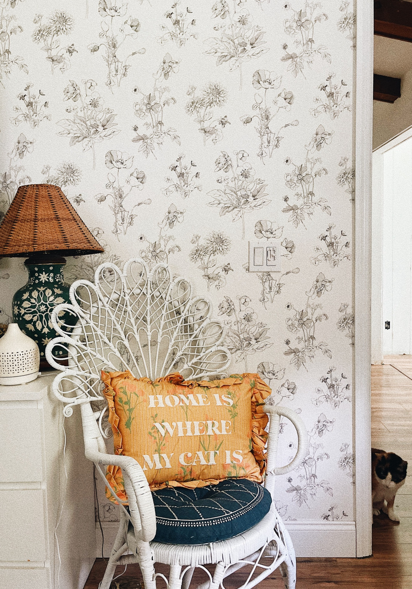 Happy little corner 

#LTKFindsUnder100 #LTKStyleTip #LTKHome