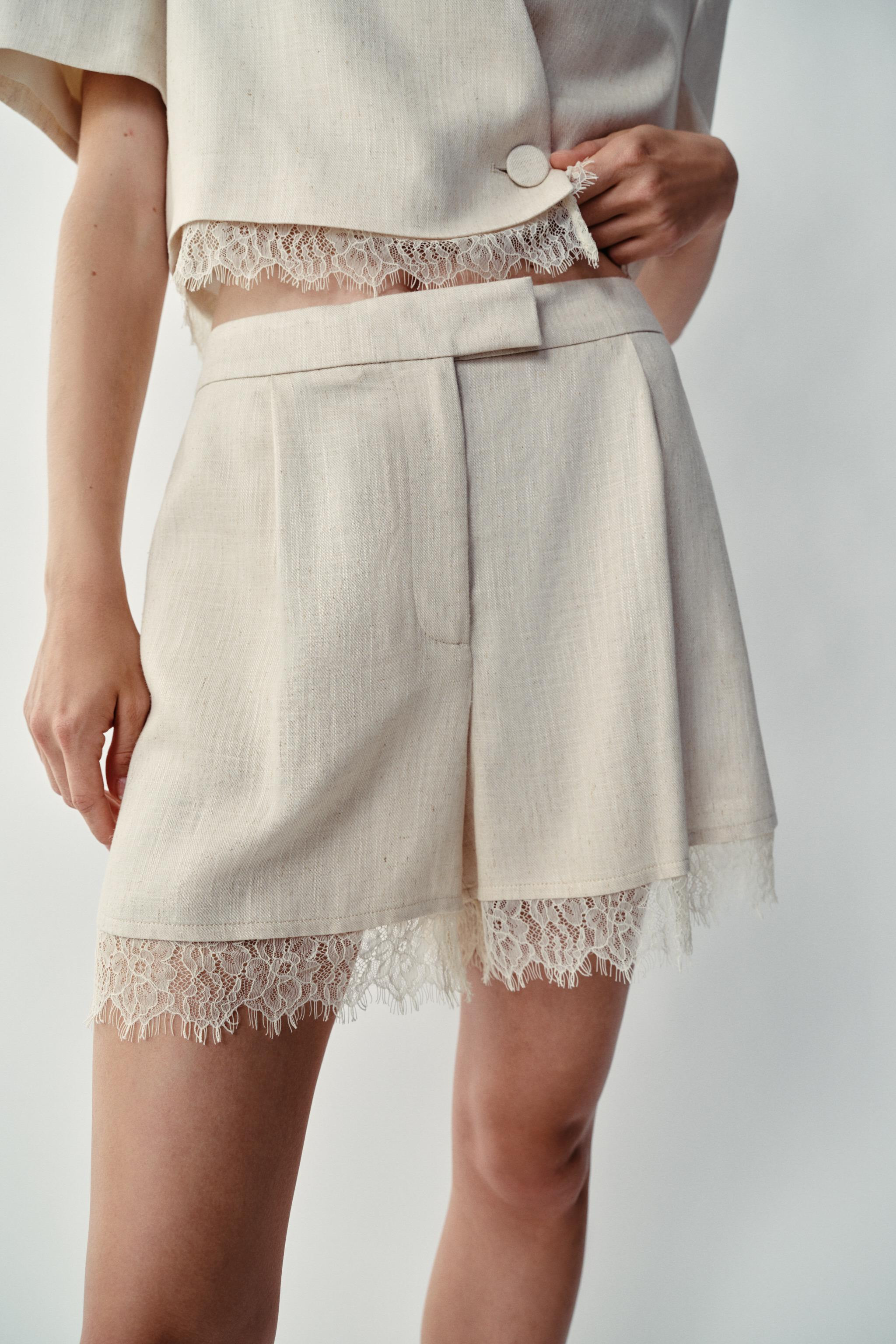 LACE TRIM SHORTS | Zara US