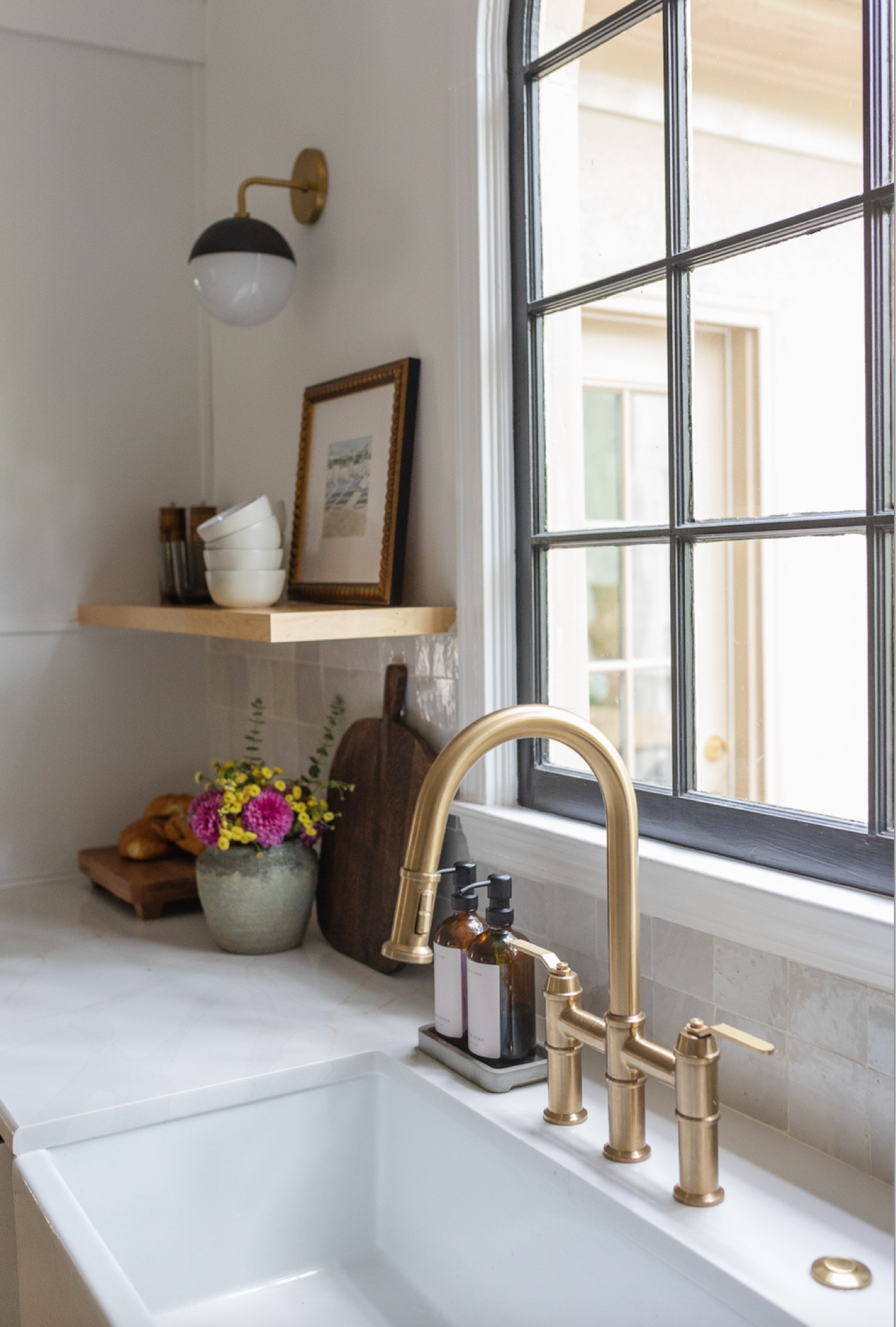Kitchen, decor, inspiration, open shelf, the car, kitchen, inspiration. Vase, ceramic pot, neutral bowl black glass…

#LTKhome