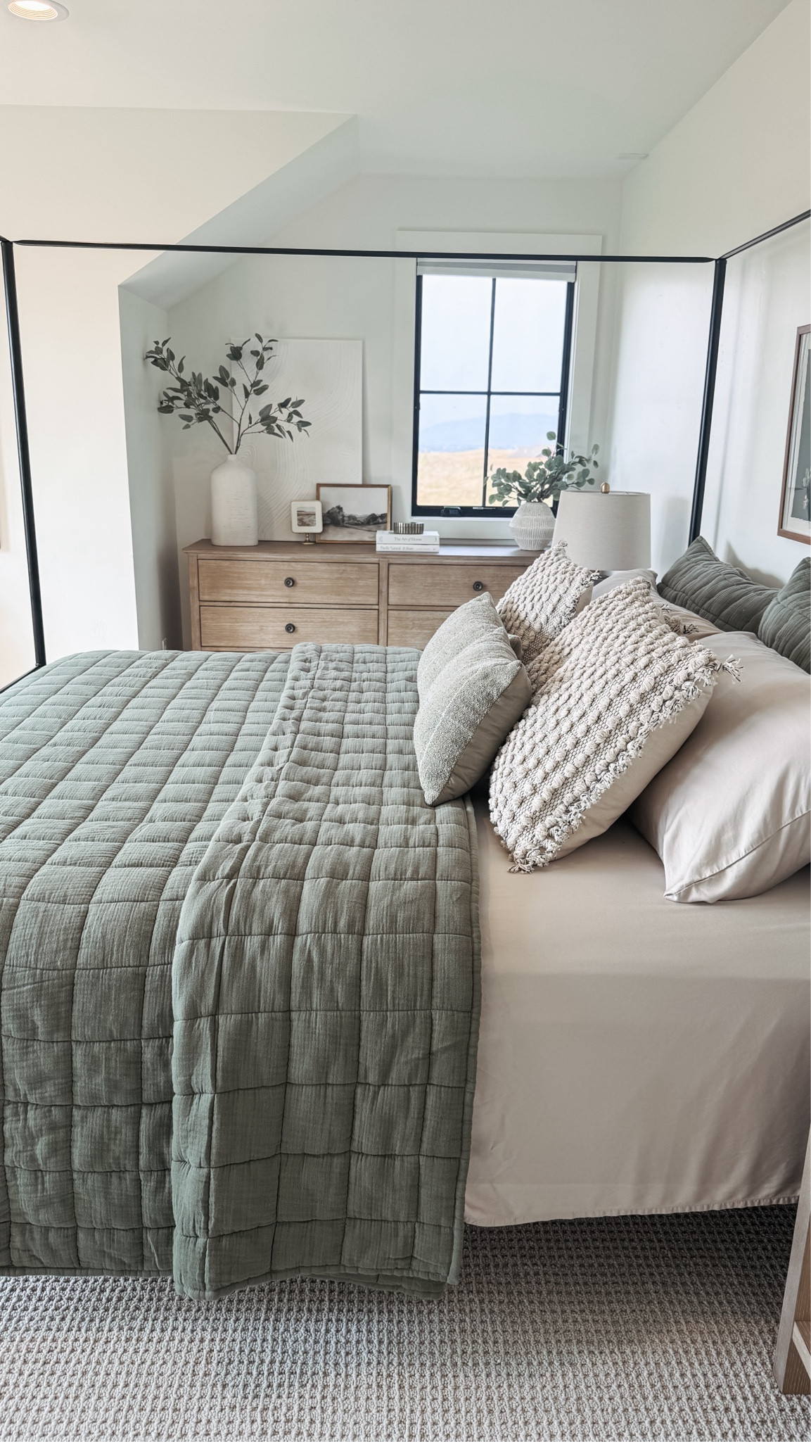 The coziest bed!! Love our guest bedroom.

#LTKHome