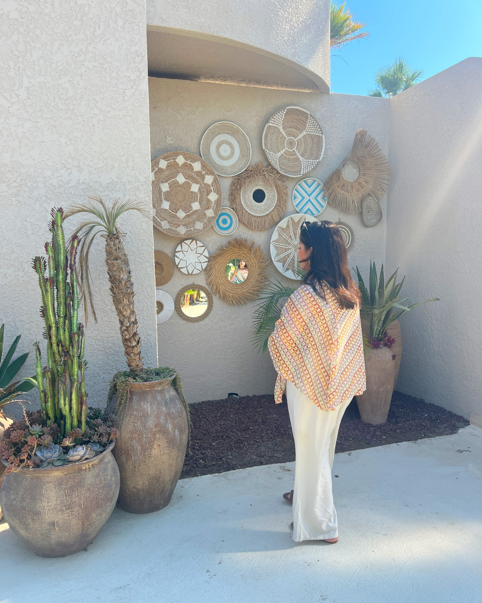 Poncho and linen trousers, holiday fits, petite linen trousers