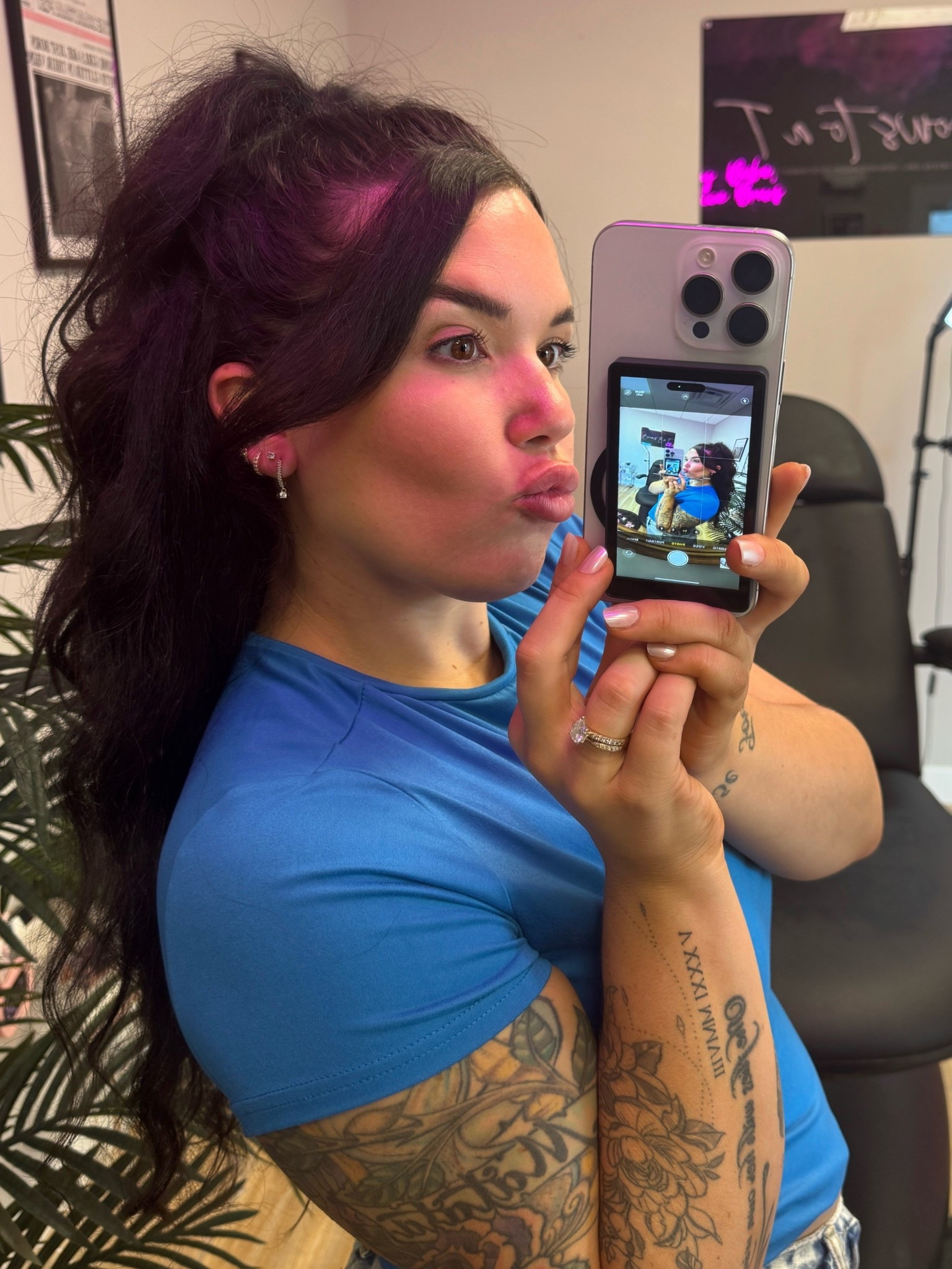 Vlog Selfie Screen Monitor  

#LTKFallSale #LTKItBag #LTKBeauty