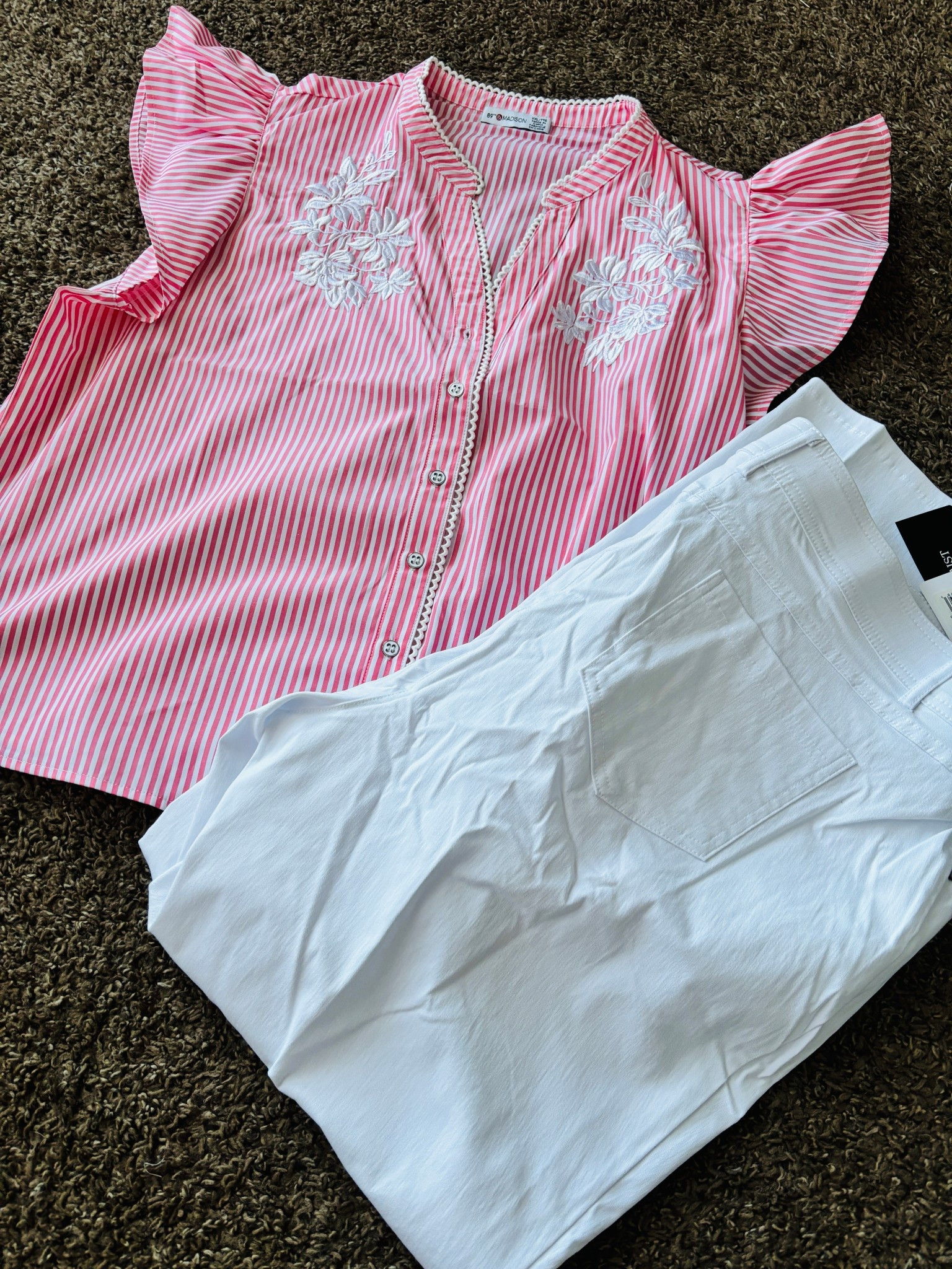 The CUTEST Spring Outfit 🌼

#LTKMidsize #LTKPlusSize #LTKTall