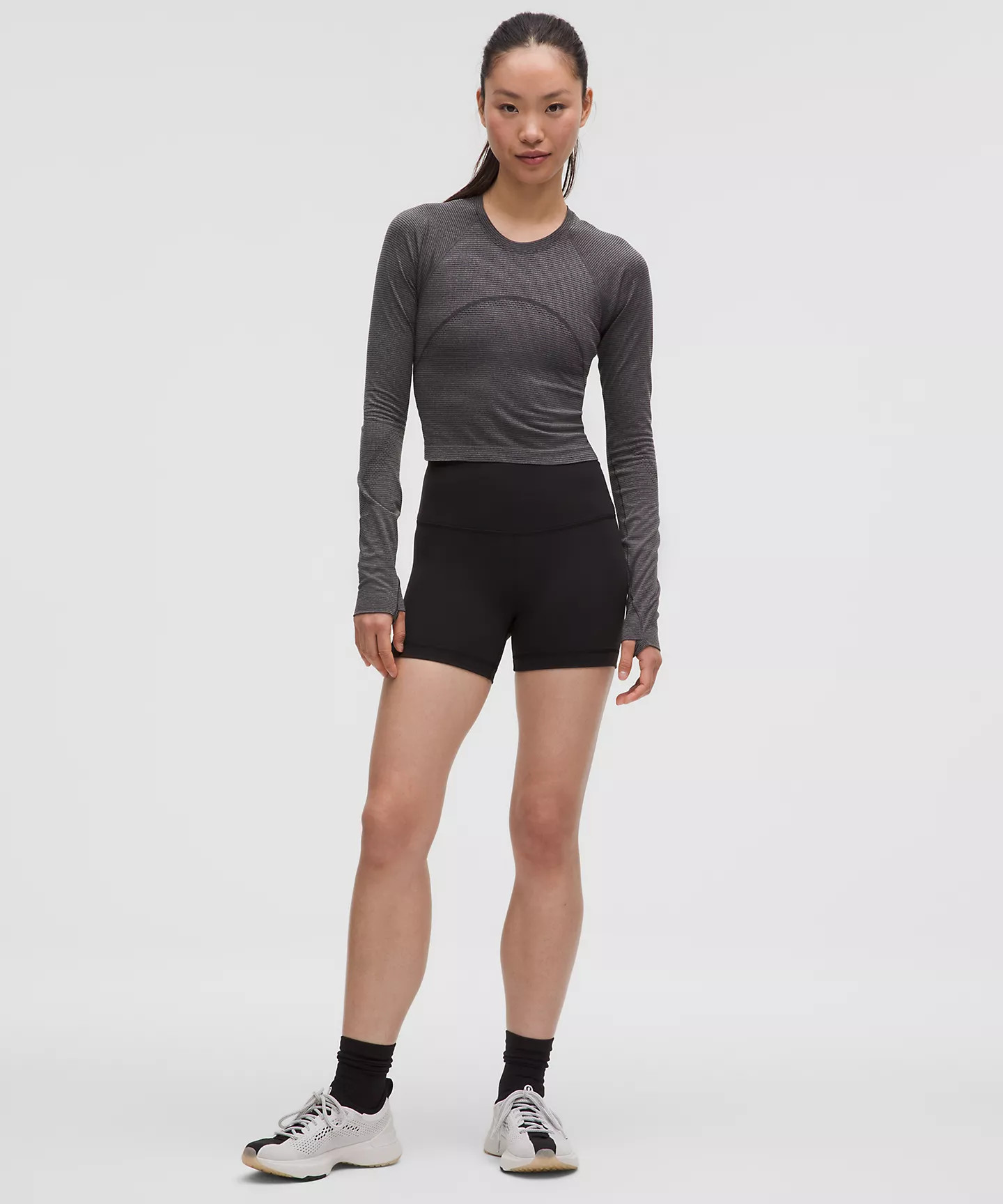 Hotty Hot Low-Rise Lined Short 2.5" | Lululemon (US)