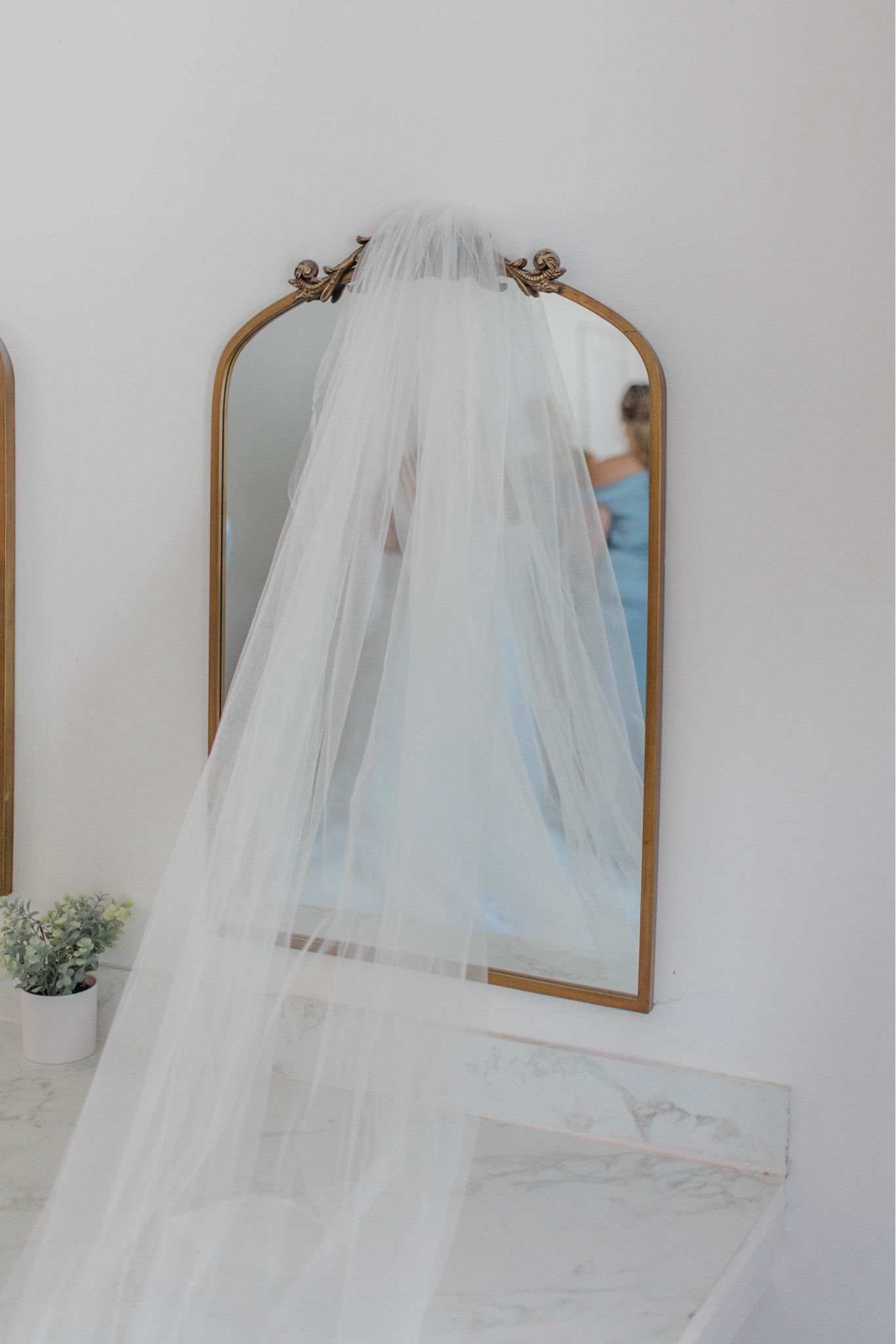 Bridal veil 

#LTKSaleAlert #LTKWedding #LTKFindsUnder100