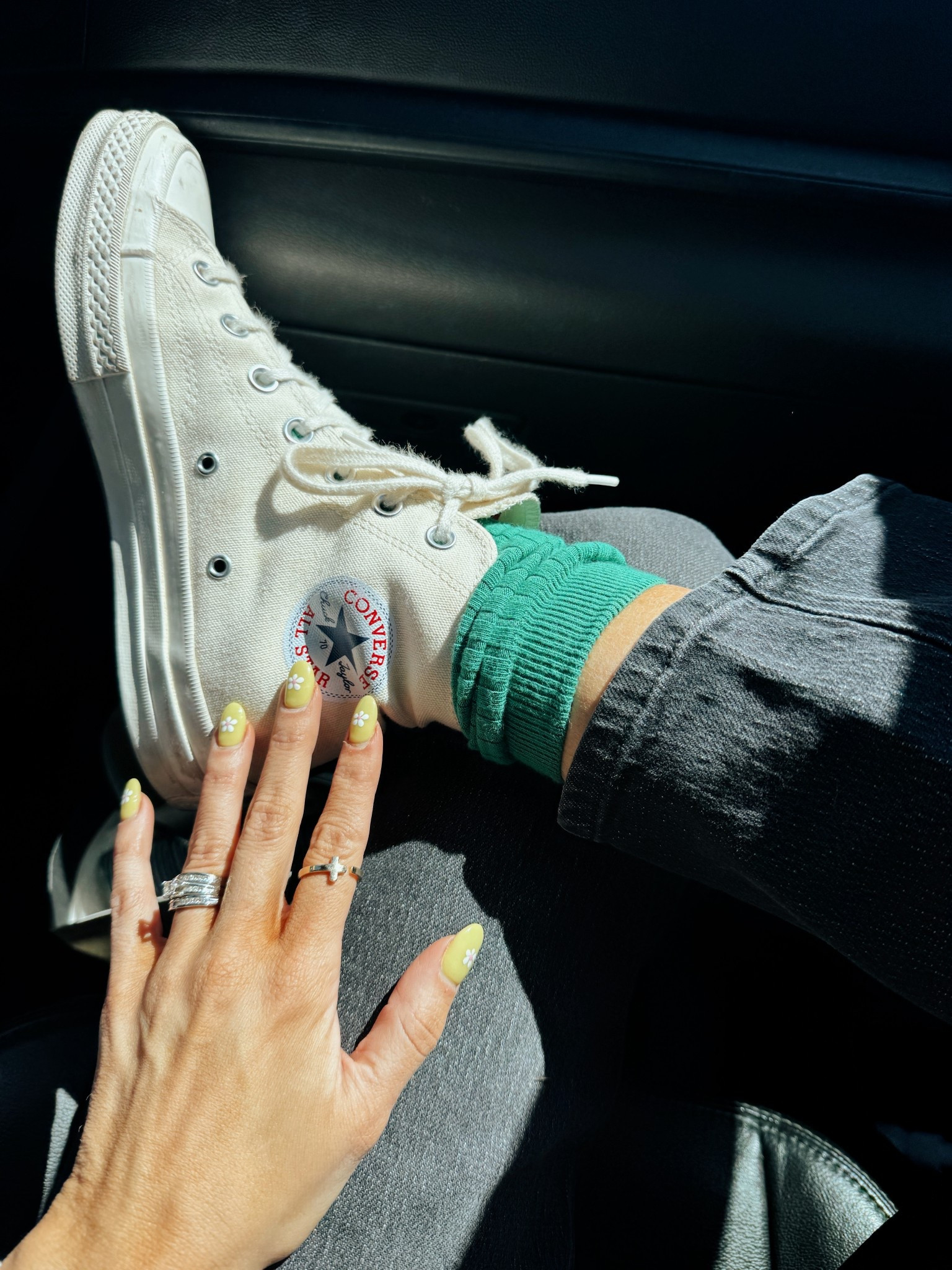 Obsessed with these green socks 