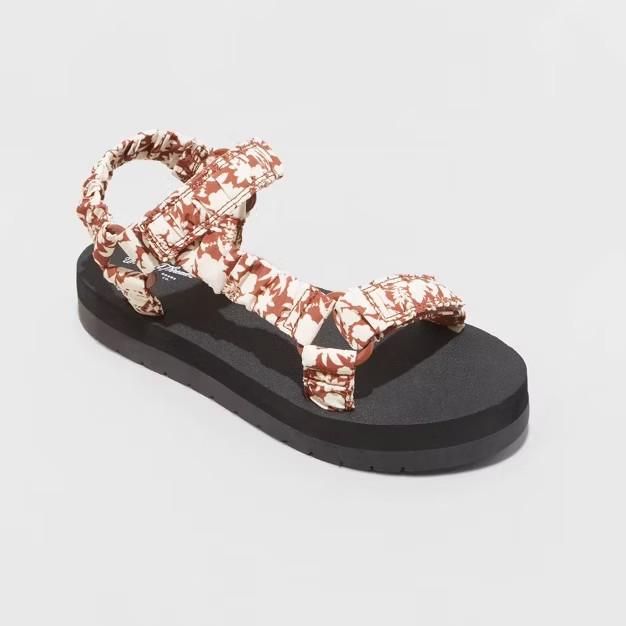 Women's Floris Platform Sport Sandals - Universal Thread™ Brown | Target
