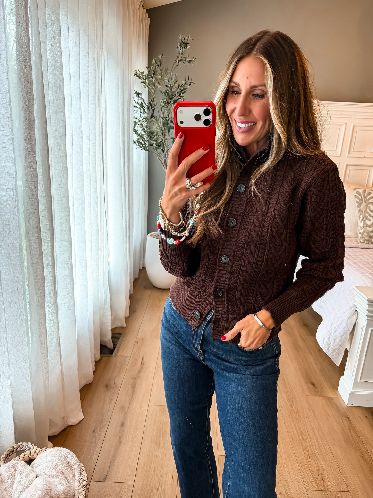 This chocolate brown cable knit cardigan is the kind of fall layer that works with everything from jeans to trousers. I love the textured knit, classic buttons, and slightly cropped shape with dark wash denim for an easy everyday fall outfit.

chocolate brown cardigan, cable knit cardigan, fall sweater, dark wash jeans, fall outfit idea, brown sweater, everyday fall style, themominstyle

#LTKootd #LTKSeasonal #LTKOver40
