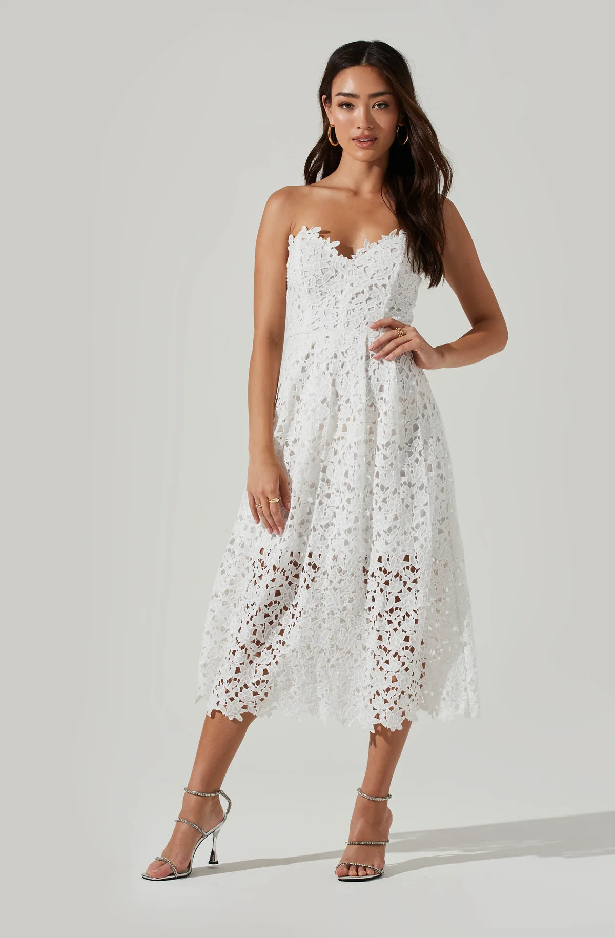 Anaya Strapless Lace Midi Dress | ASTR The Label (US)