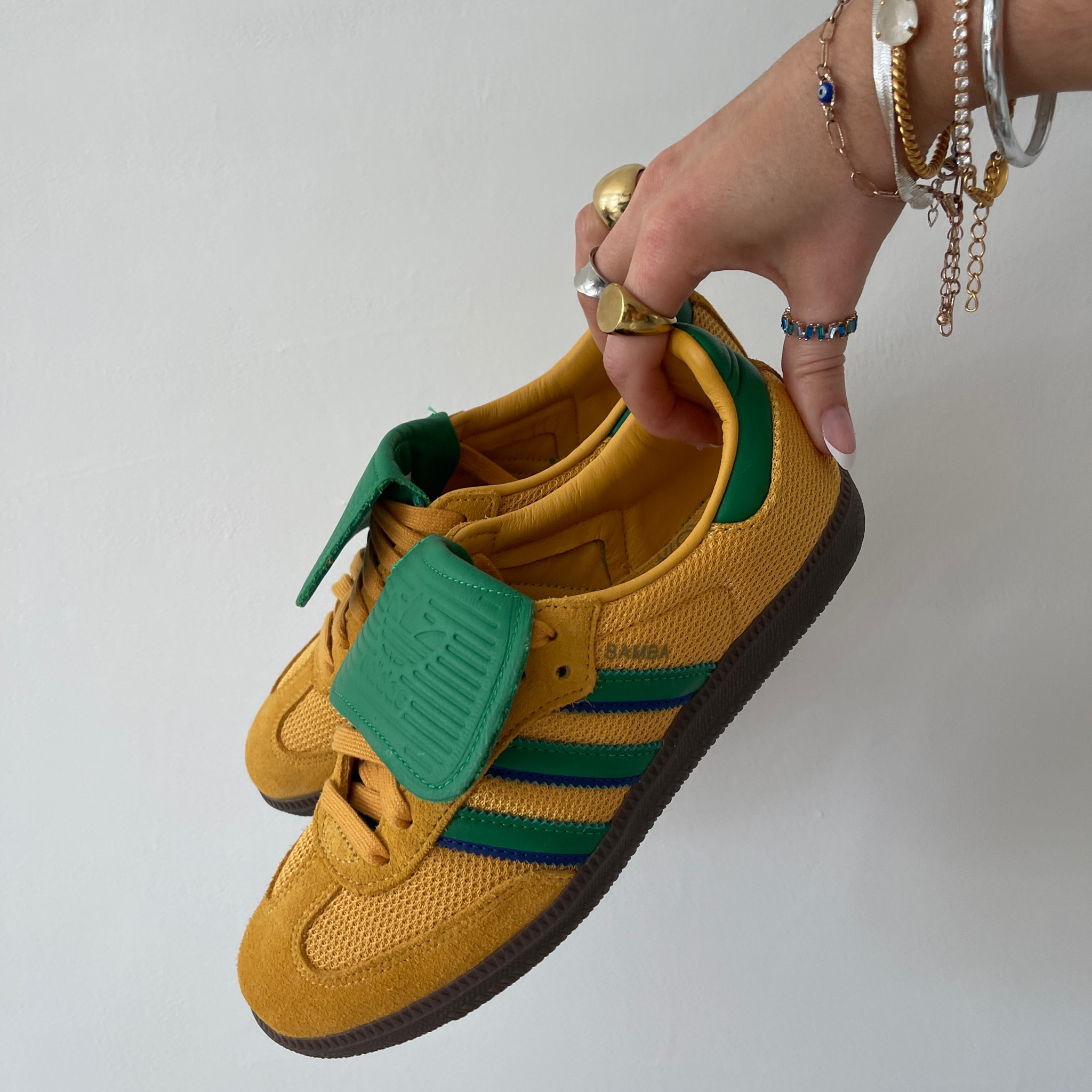 Adidas Samba LT 

yellow trainers, sneakerhead, summer trainers, spring trainers, summer style, adidas samba, adidas trainers, adidas 

#LTKshoes #LTKsummer #LTKstyletip