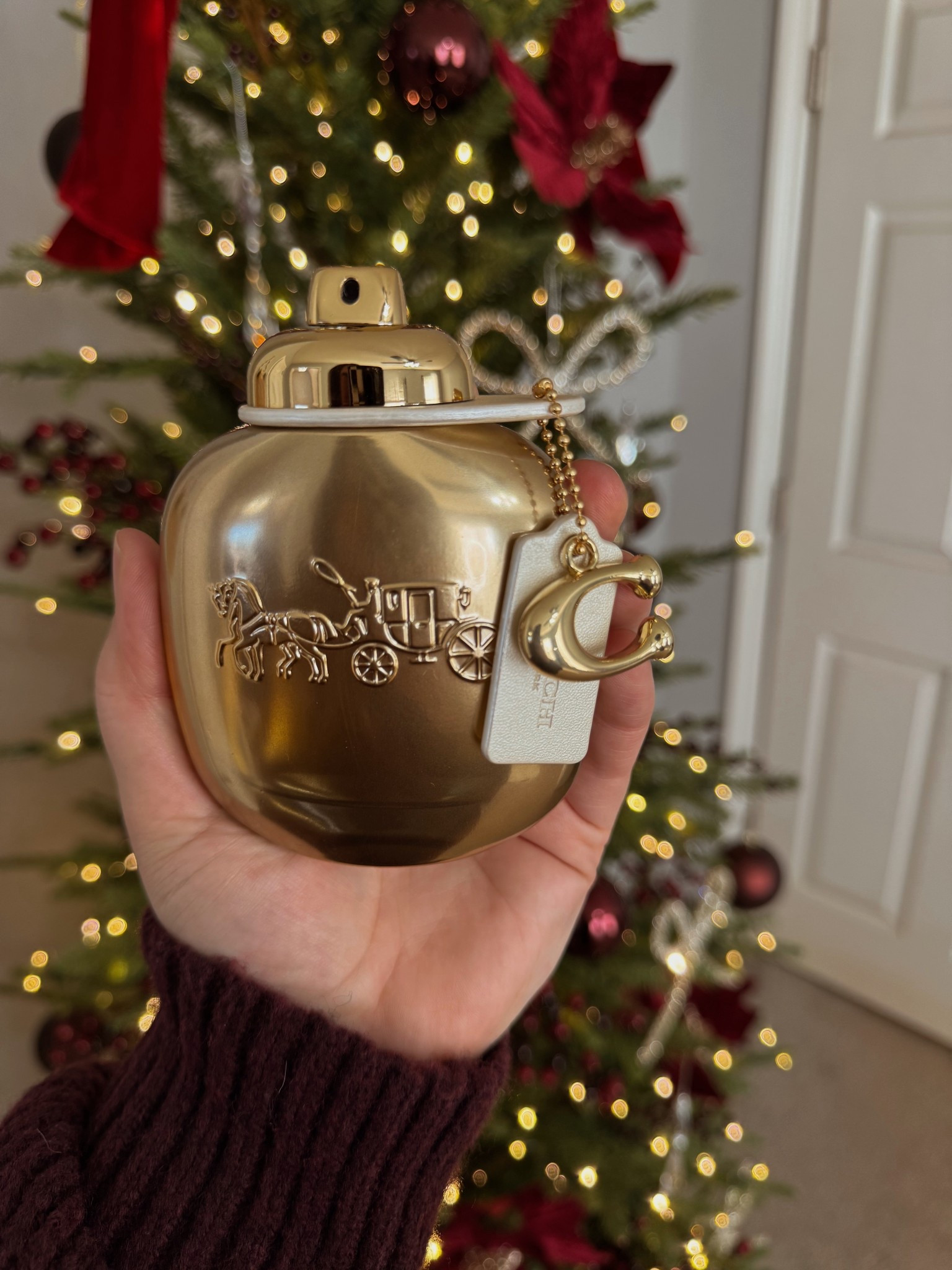 Big fan of Coach fragrances 🤩🥂✨ just picked up this Coach gold and the scent is perfect for this season!  

#LTKHoliday #LTKGiftGuide #LTKBeauty