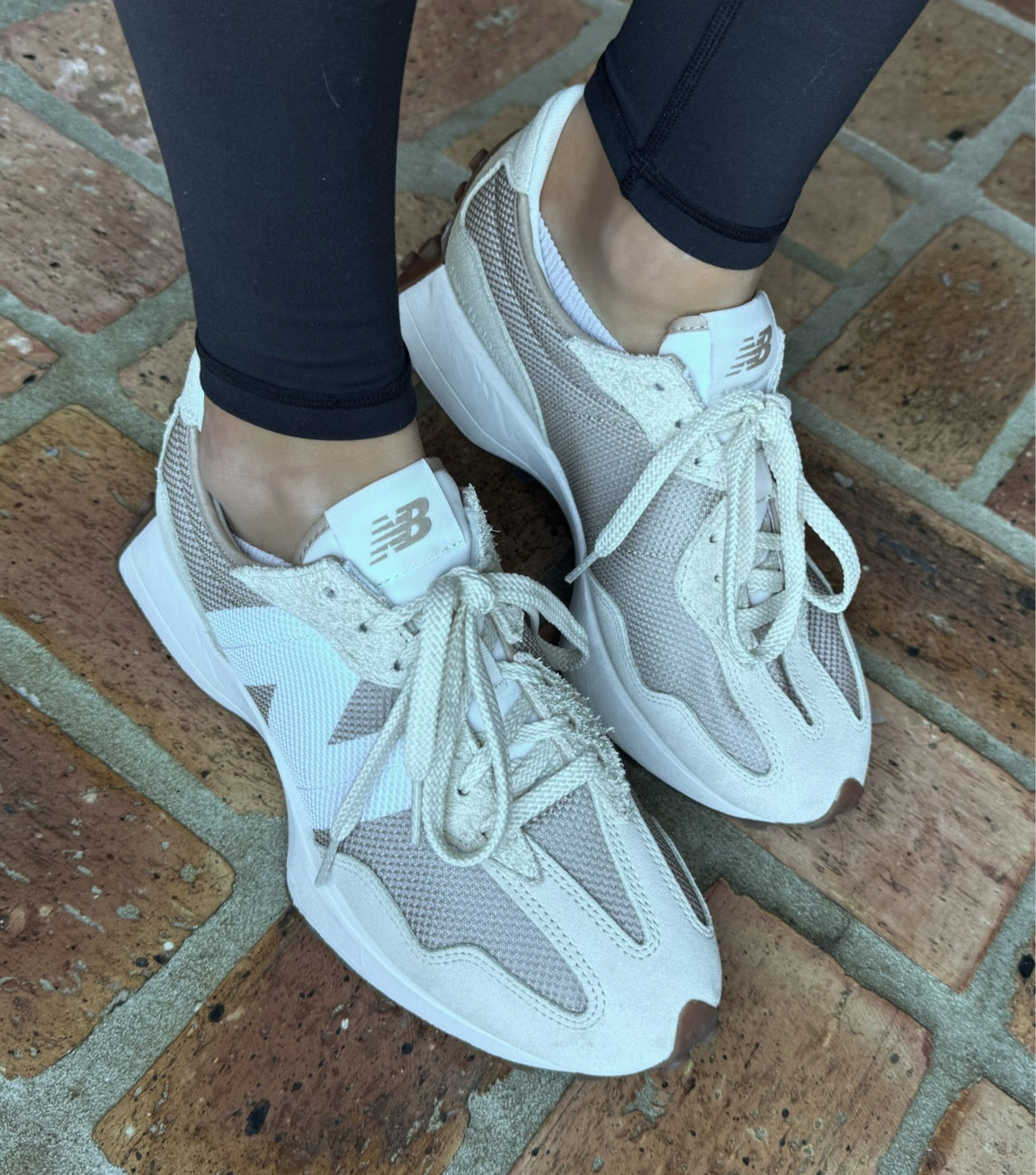 A neutral shoe crush 🫶🏼

#newbalance 

#LTKfitness #LTKshoecrush