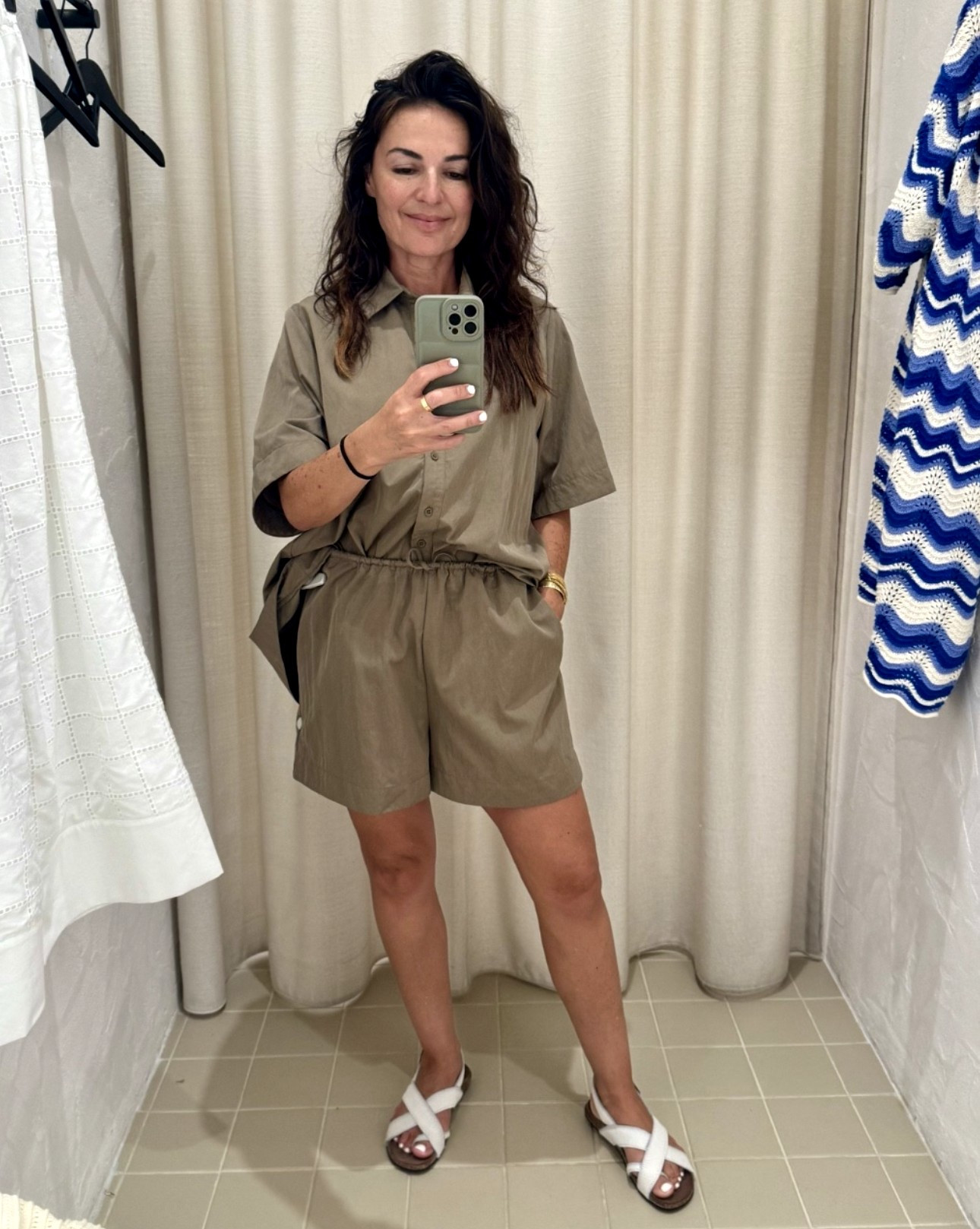 Shirt and shorts on sale 🤎

Shirt is very oversized- in wearing size 8
Shorts- size 10 

#LTKspring #LTKsale #LTKaustralia