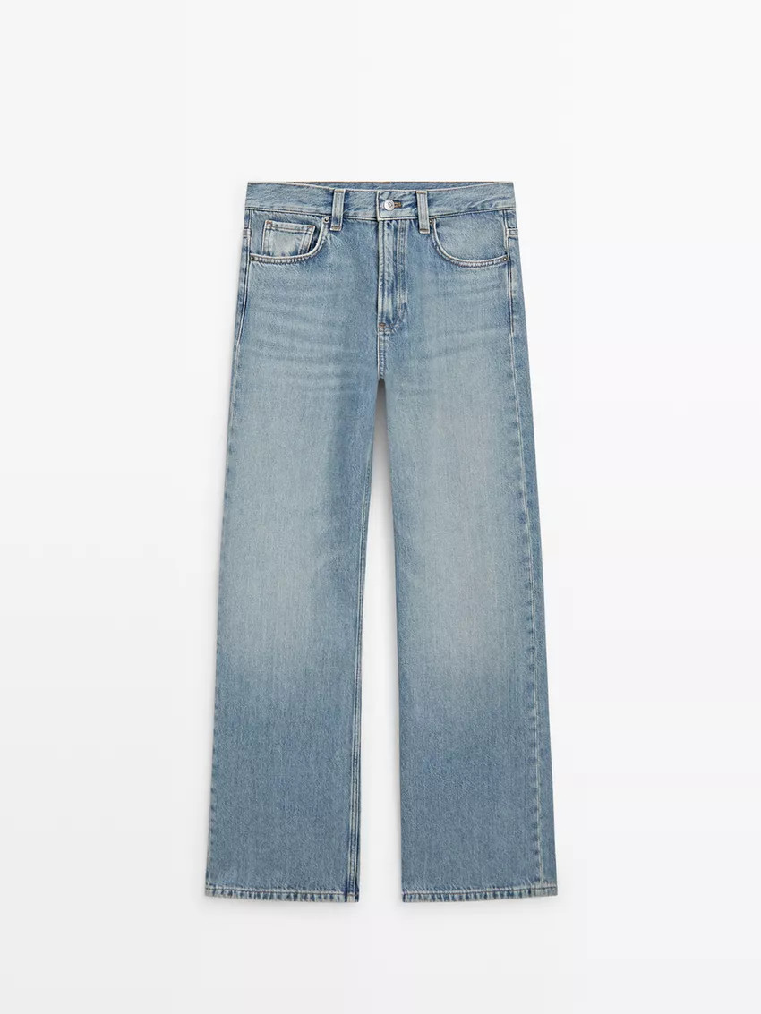 VIEW LOOK
High-waist wide-leg jeans

 $130  Colour  Light Blue  Add to basket | Massimo Dutti US