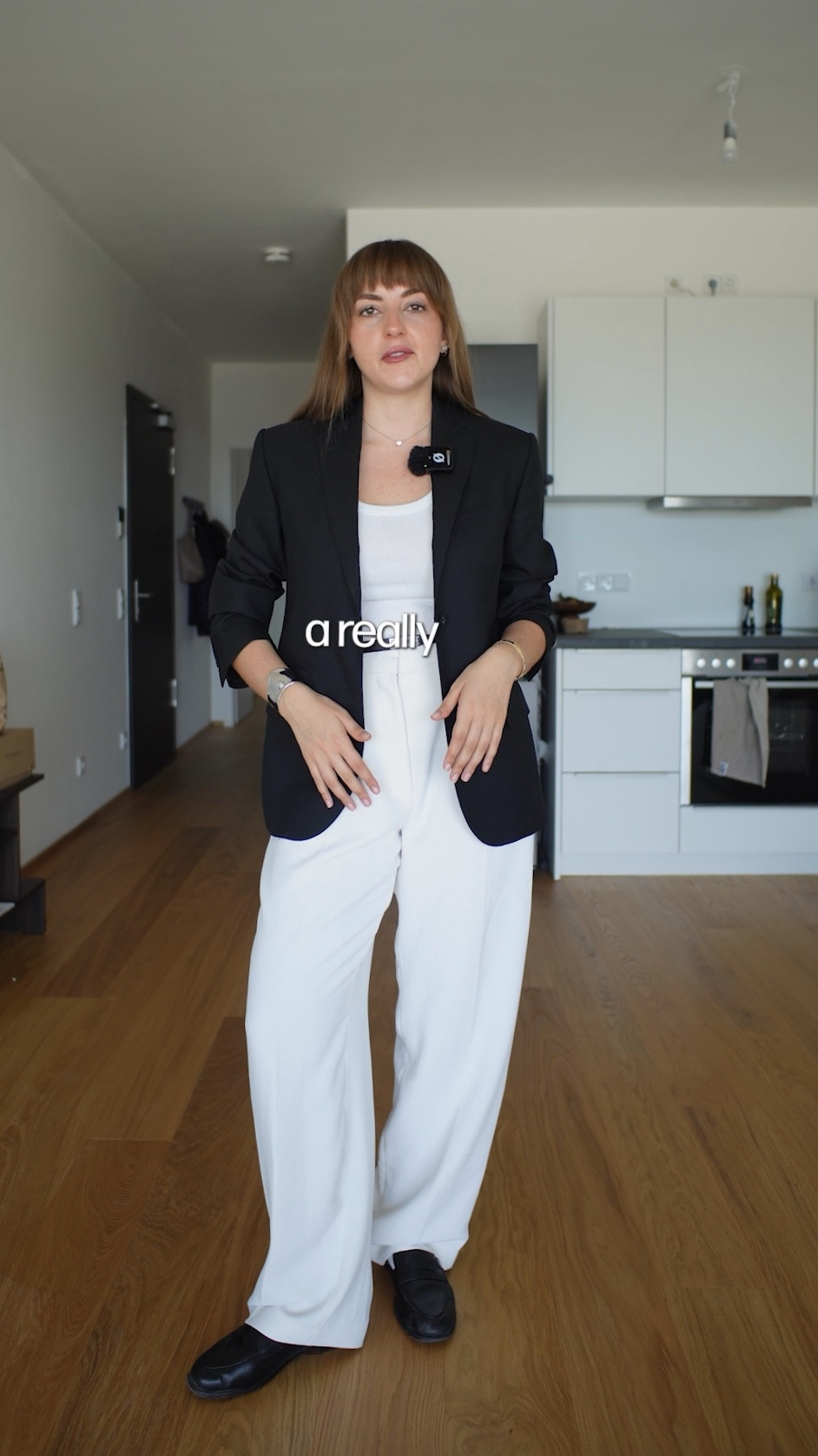 Minimal effort, maximum contrast for today’s office outfit 🖤 

#LTKeurope #LTKworkwear #LTKspring