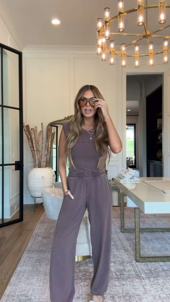 wearing a small 🫶🏼 

 #LTKootd