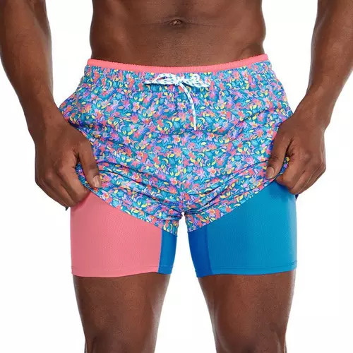 Men's Chubbies Lined Classic 7" Swim Trunks | Scheels Sports
