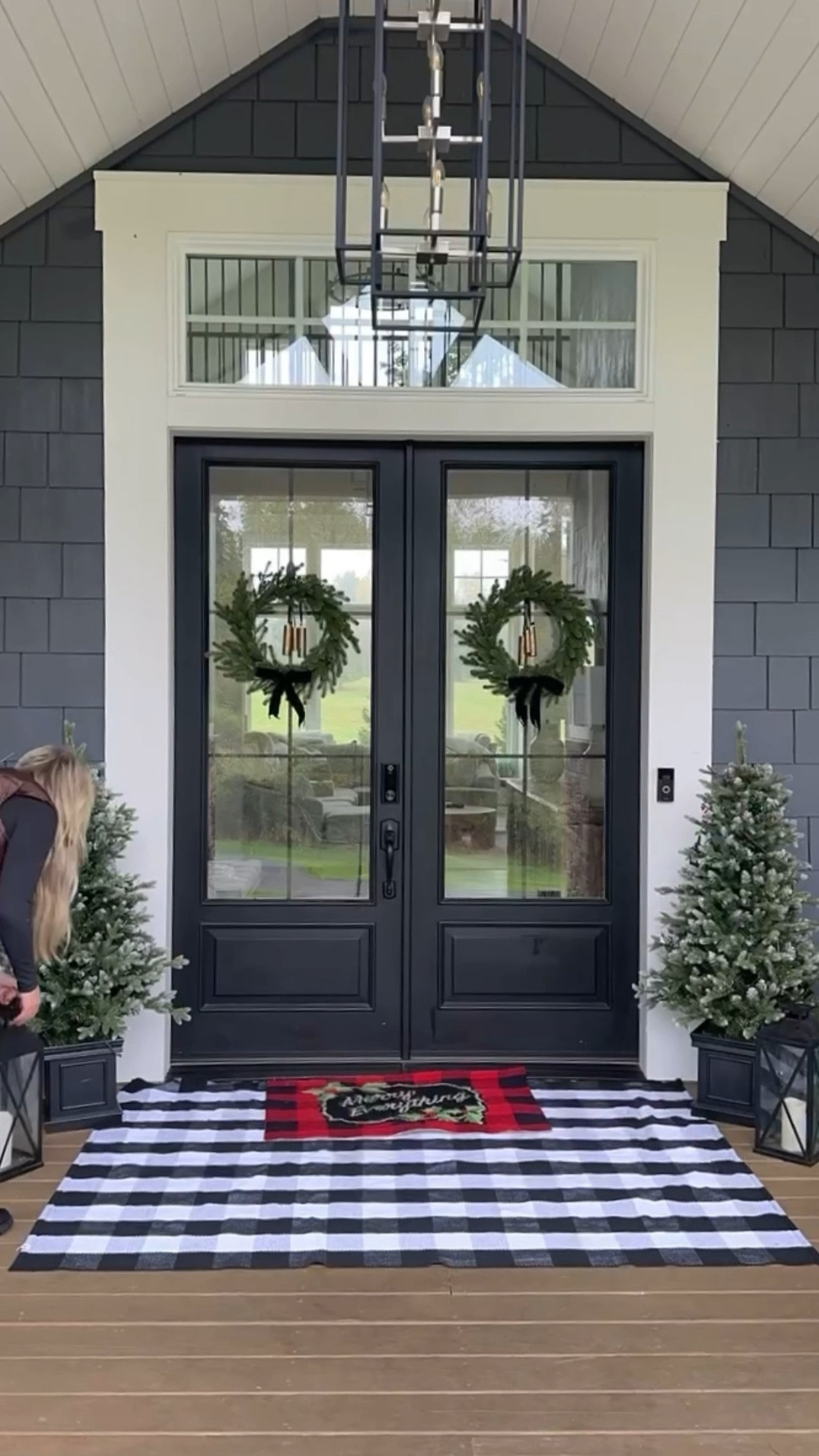 With so many cute Christmas rugs and doormats to choose from, it’s hard to pick just one! 😍 Check out some of my favorite finds linked below! #homedecor #christmasdecor #amazonfinds

#LTKHoliday #LTKSeasonal #LTKHome