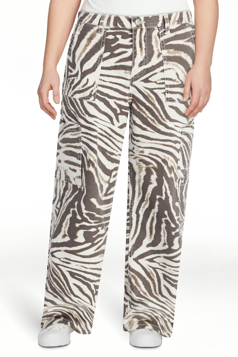 No Boundaries Wide Leg Cargo Pants, 33.5'' Inseam, Women's and Women's Plus Sizes XXS-4X | Walmart (US)