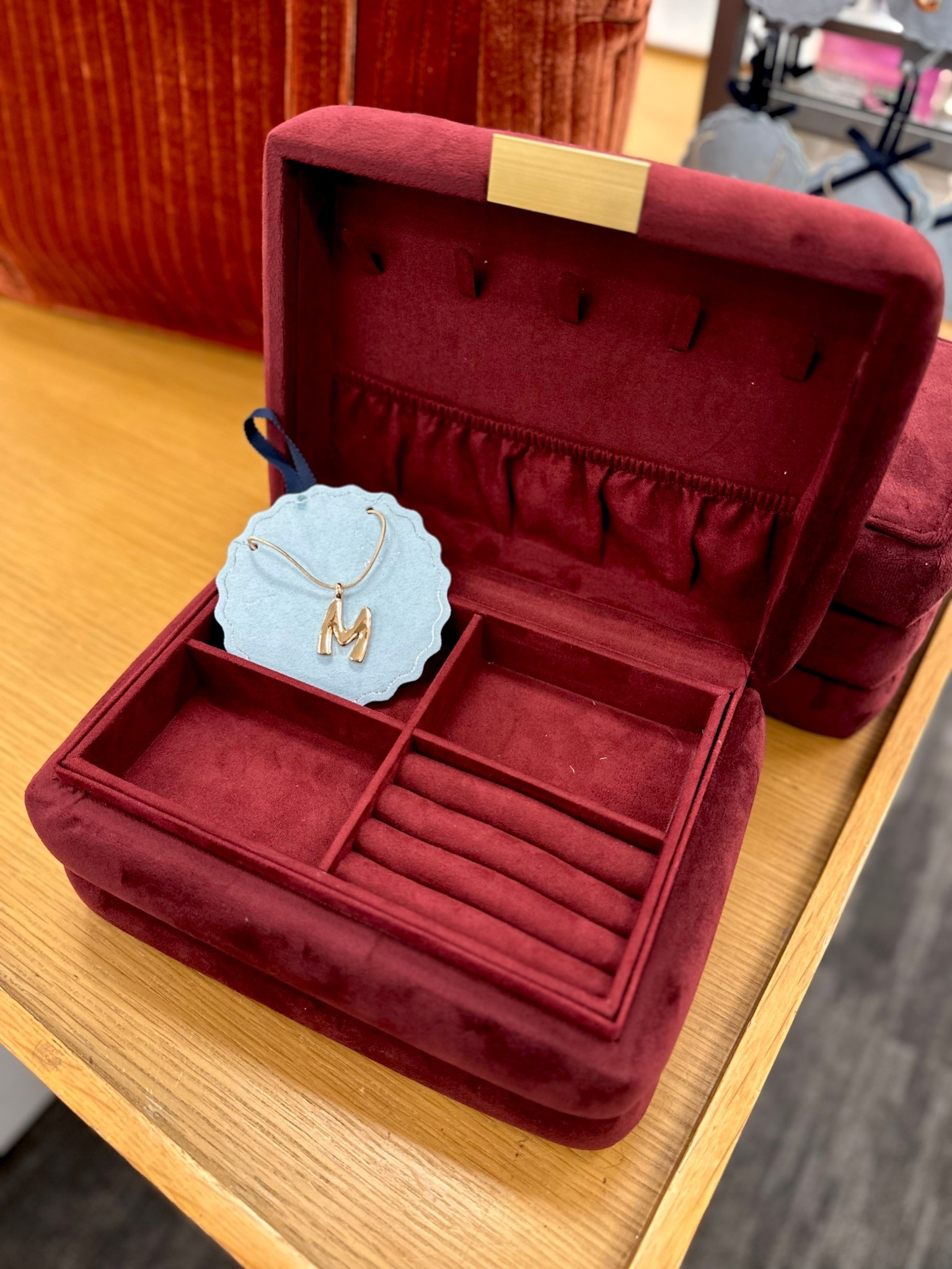 Gift ideas 

#LTKHoliday #LTKBeauty #LTKGiftGuide