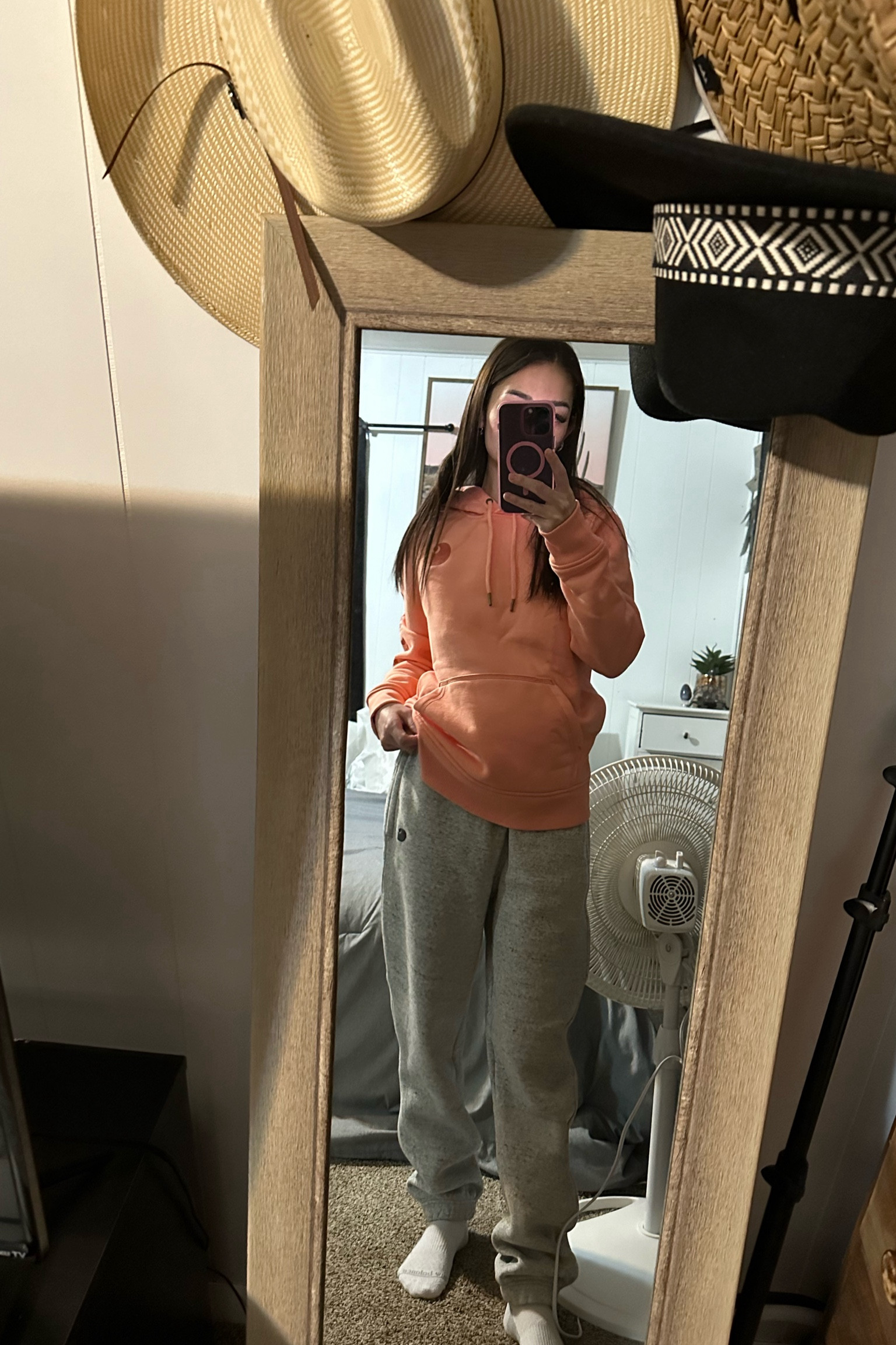 Lounge wear, comfy outfits, carhartt, women’s carhartt hoodie, women’s carhartt sweats, pink hoodie 

#LTKGiftGuide #LTKSeasonal #LTKstyletip