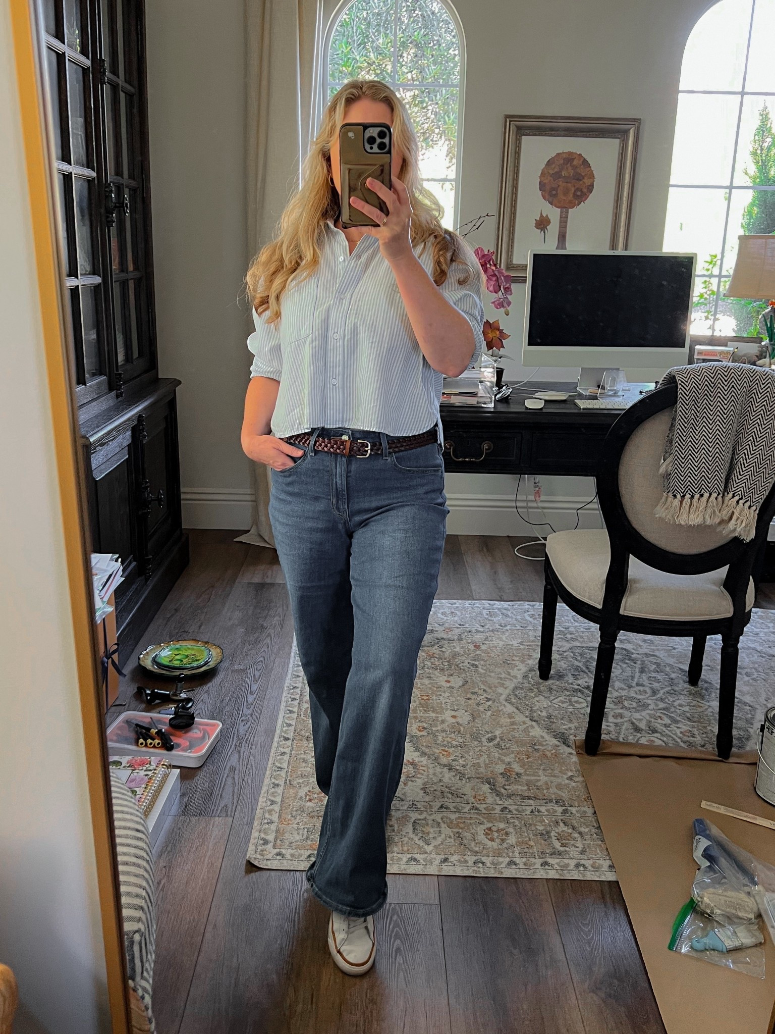 Easy outfit • stretchy jeans • cropped button down shirt 

#LTKStyleTip #LTKFindsUnder50 #LTKOver40