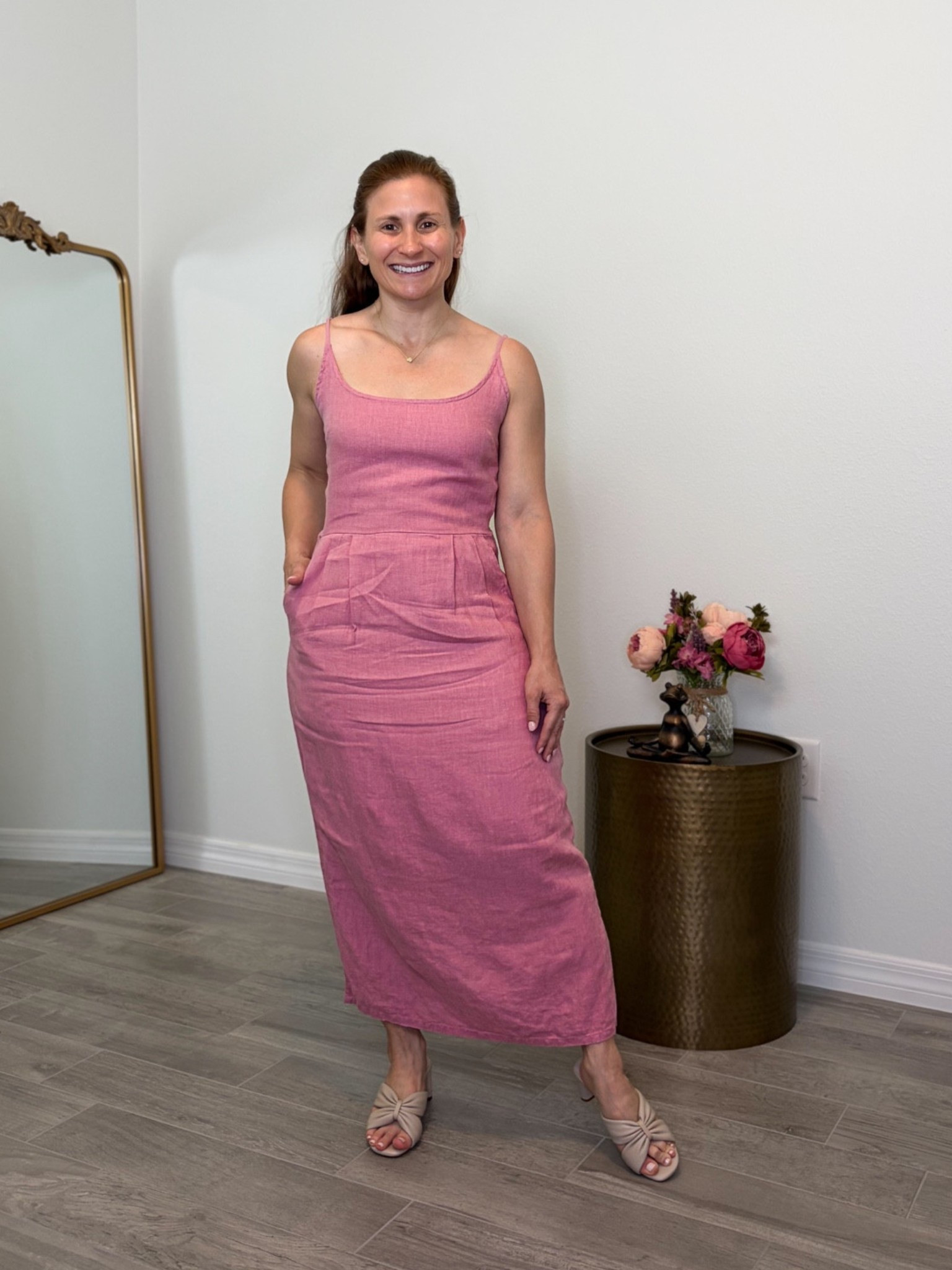 Easy linen dress, with pockets, for hot summer days. Petite friendly I am 4‘10“.

#LTKootd #LTKPetite #LTKOver40