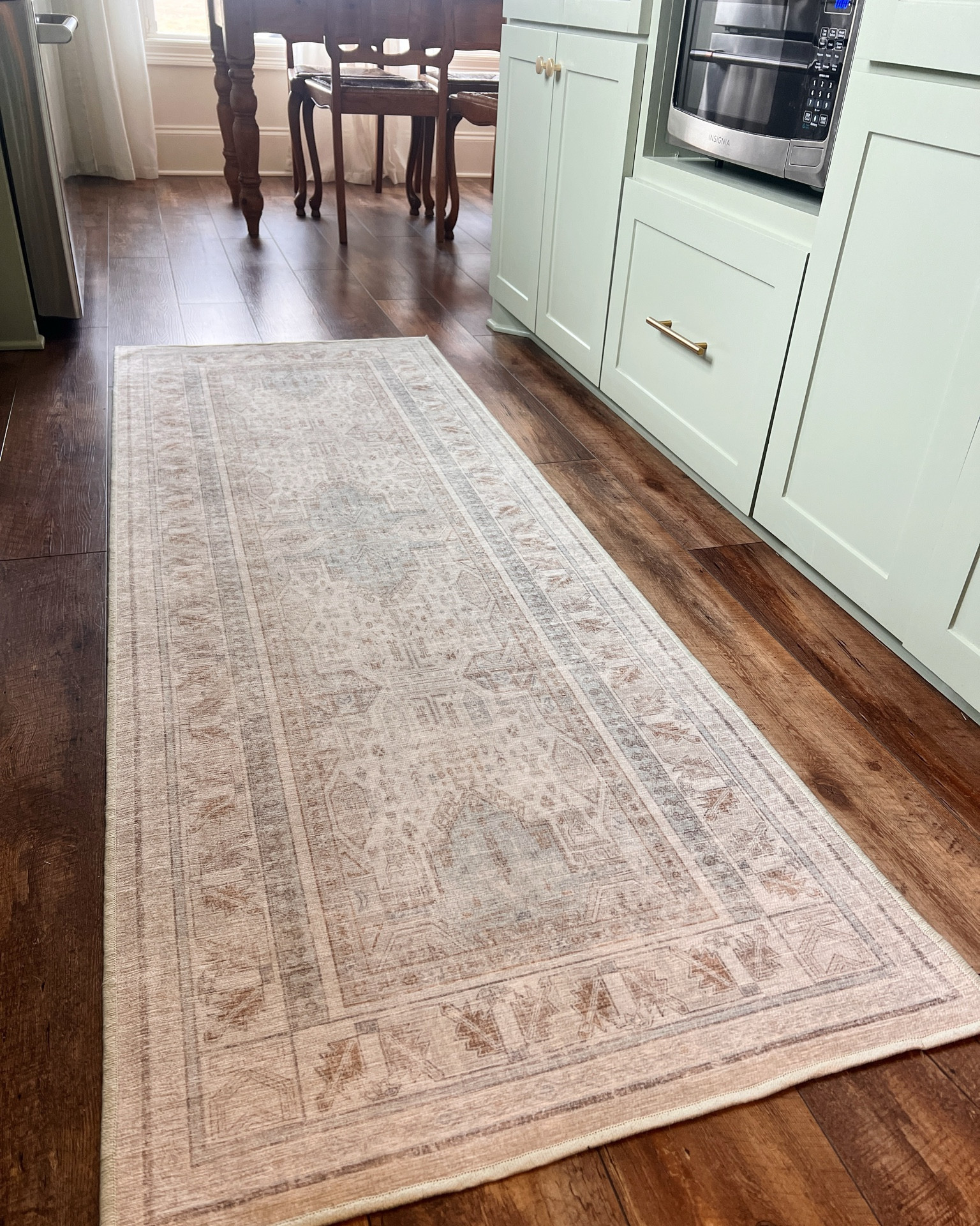 IMANI IVORY OPAL from Ruggable!

Size: 2.5x7



#LTKhome