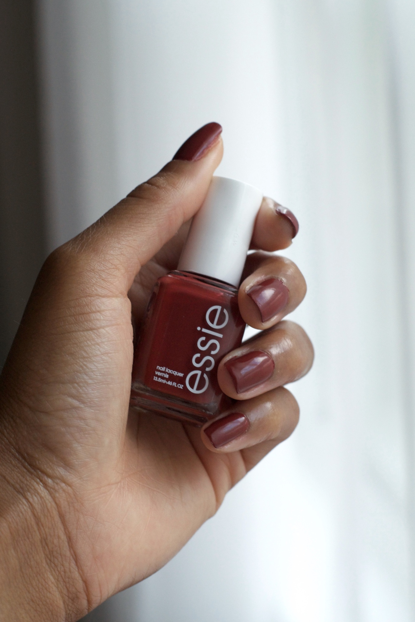 Essie Bed Rock and Roll swatch on dark skin.

nail polish // fall nail polish // nail polish colors // essie nail polish// nail polish on dark skin//

#LTKfindsunder50 #LTKbeauty #LTKGiftGuide
